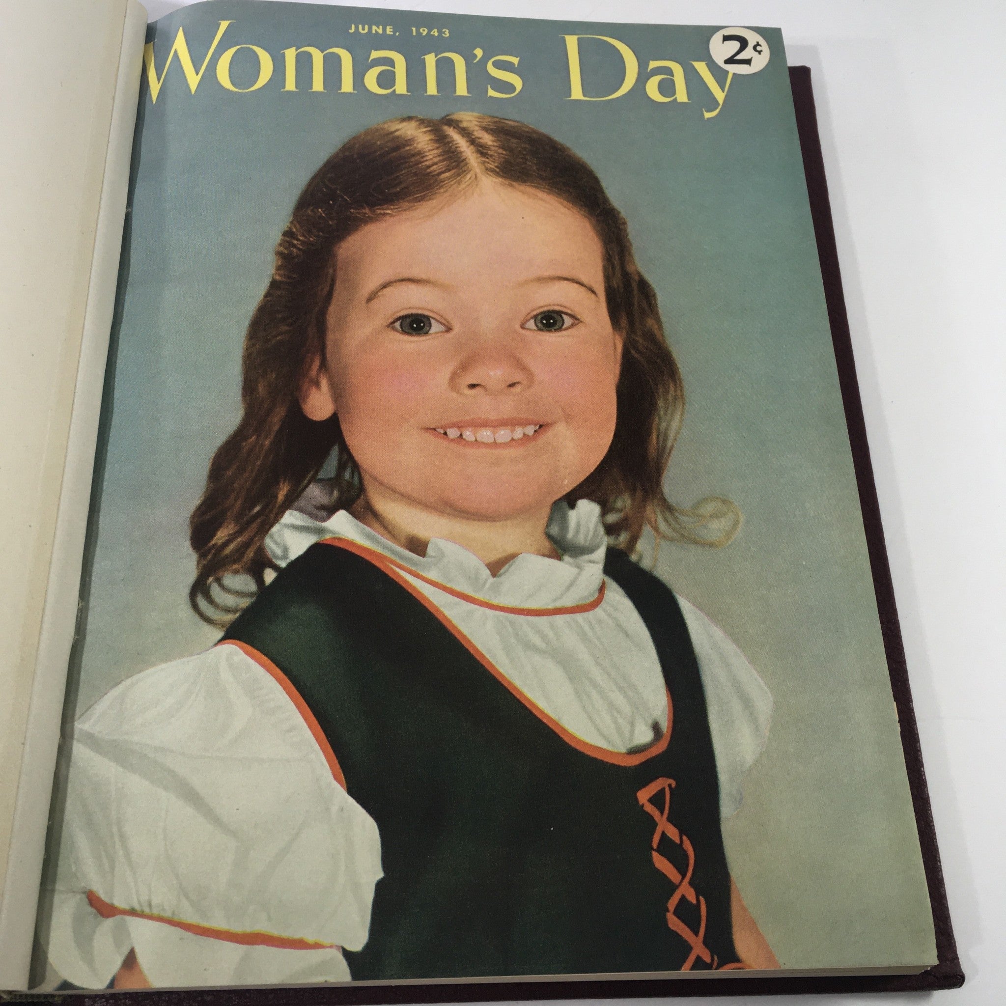 1943 Woman's Day Magazine Complete Year Round In One Book Compilation