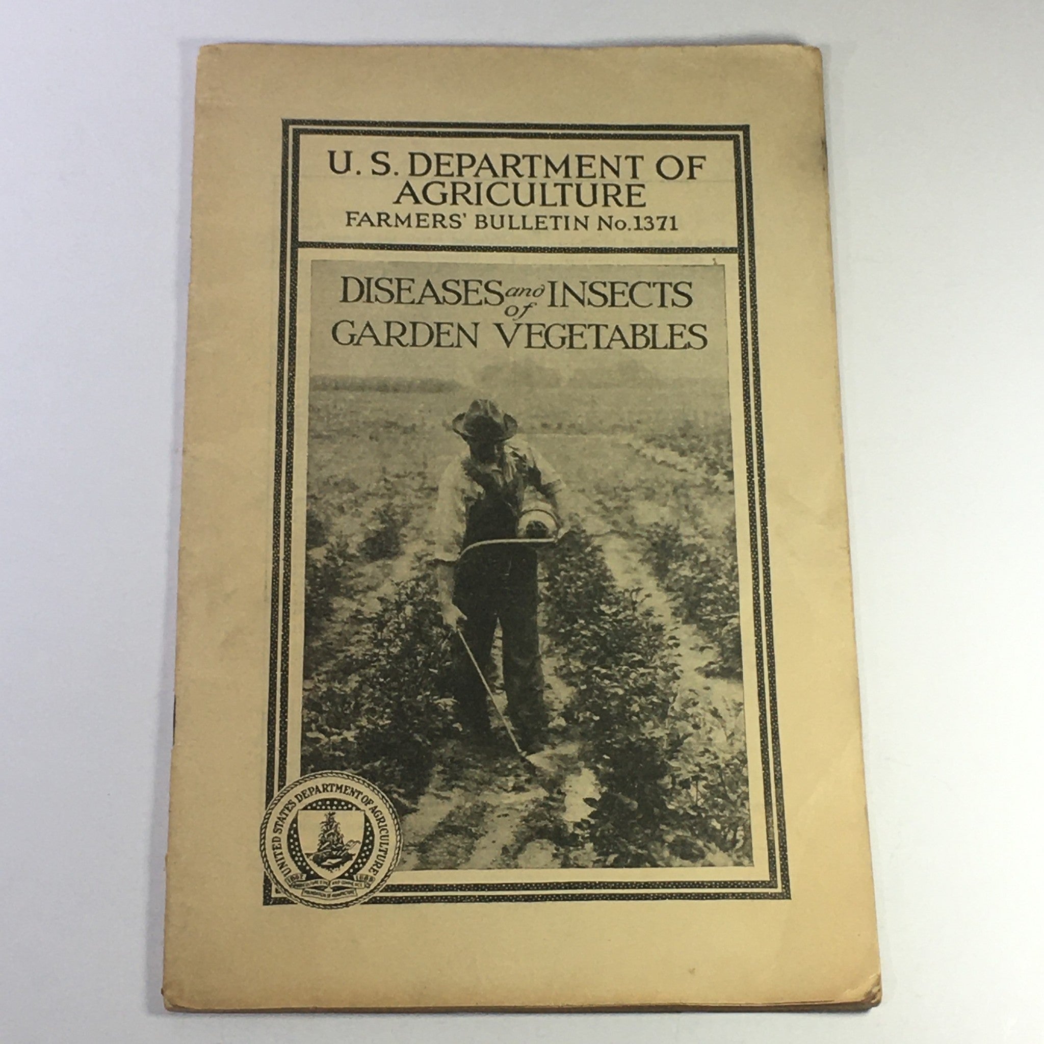 VTG January 1924 U.S. Department of Agriculture Farmers' Bulletin No. 1371