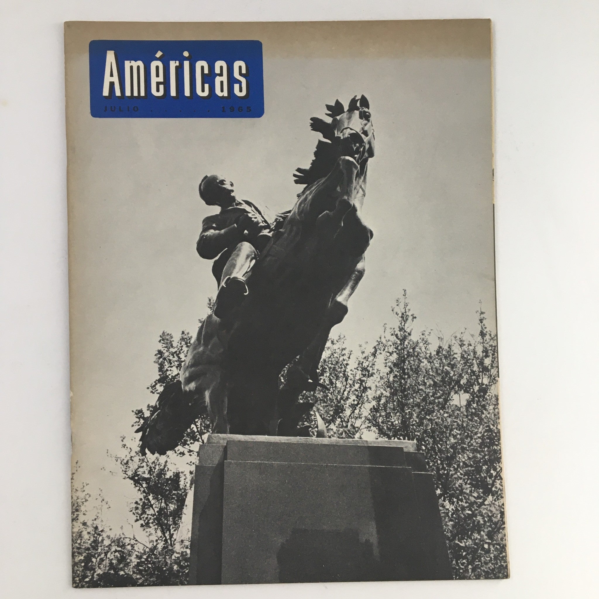 Americas Magazine Julio July 1965 A Man On A Horse Feature No Label