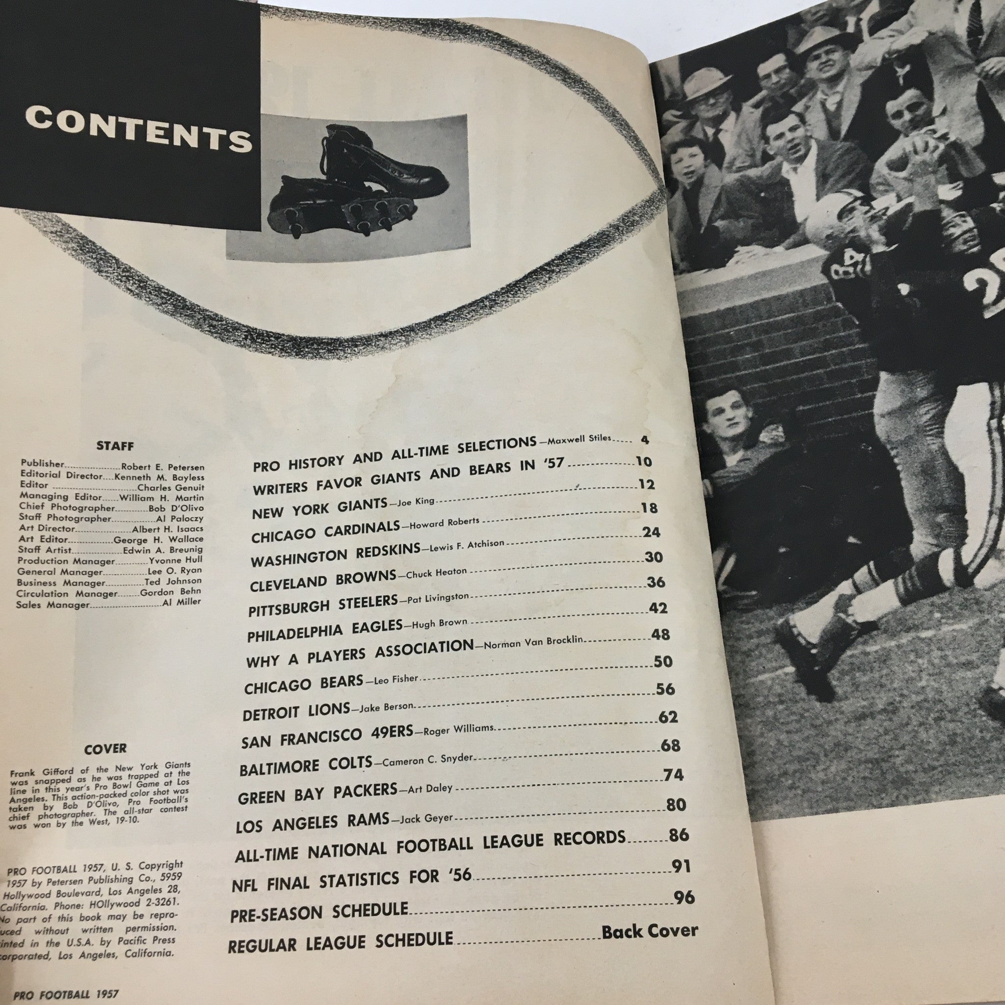 Pro Football Magazine 1957 Bears & N.Y. Favored Giants Primed to Repeat No Label