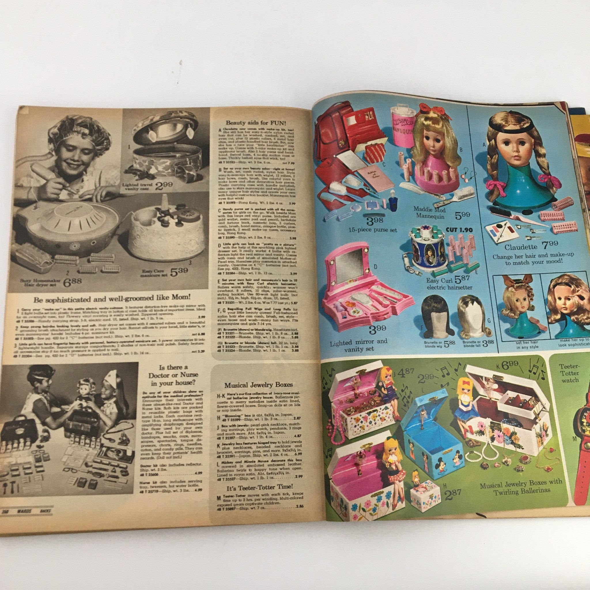 Page from the 1971 Montgomery Ward Raggedy Dolls Christmas Price Guide Catalog showcasing toys and beauty sets, featuring prices and illustrations of vintage dolls and accessories.