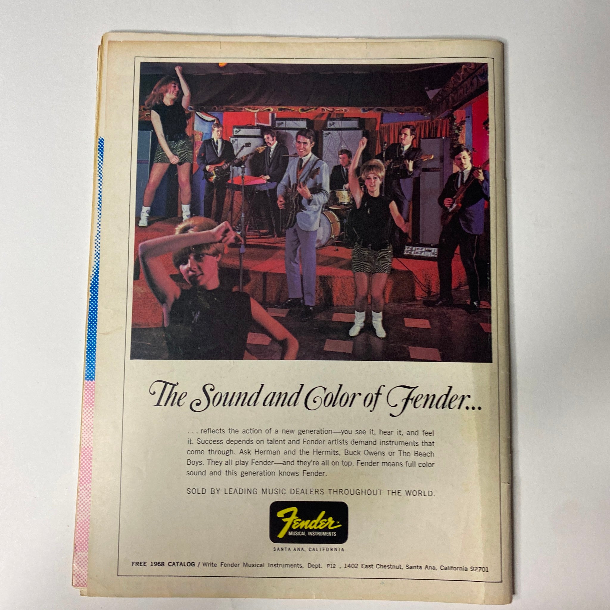 Back cover of Hullabaloo Magazine April-May 1968 Vol 3 No. 3 with a Fender advertisement, promoting music and fashion trends of the 1960s.