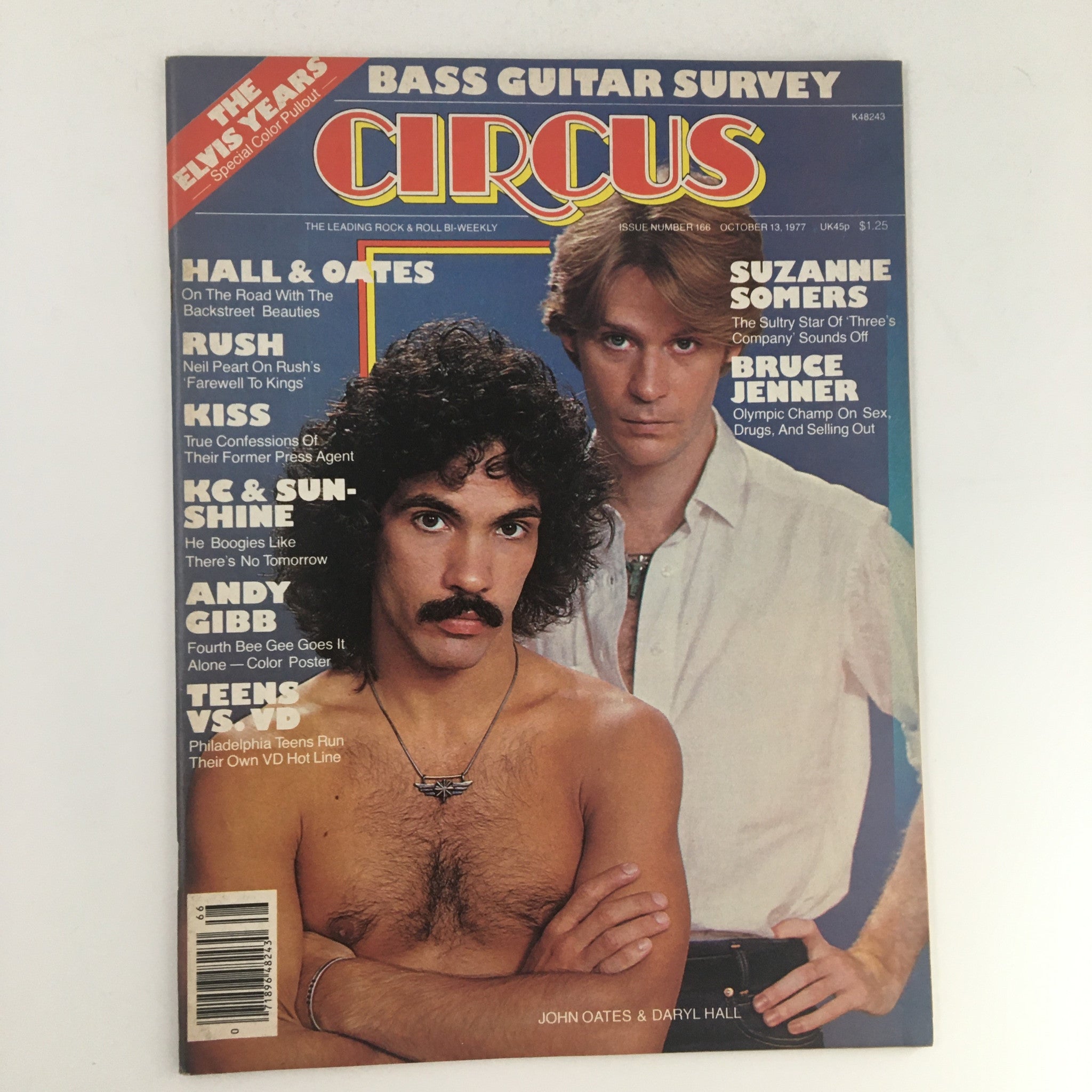 Circus Magazine October 13 1977 Hall & Oates & Andy Gibb w Poster No Label