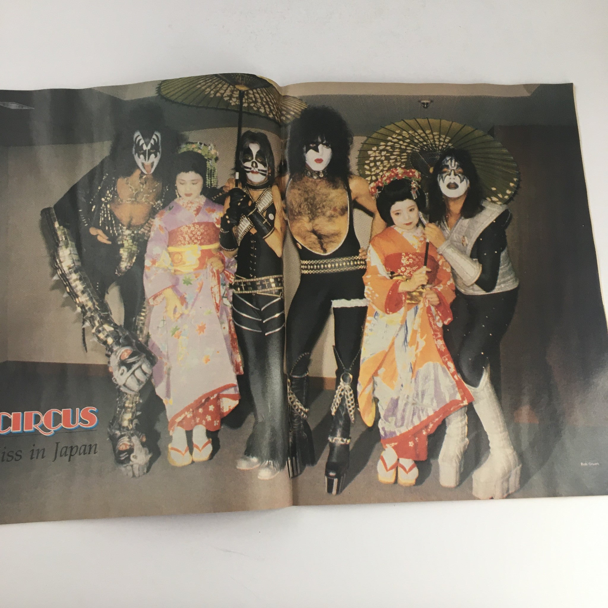 Circus Magazine June 8 1978 Carly Simon & Kiss in Japan w Poster No Label