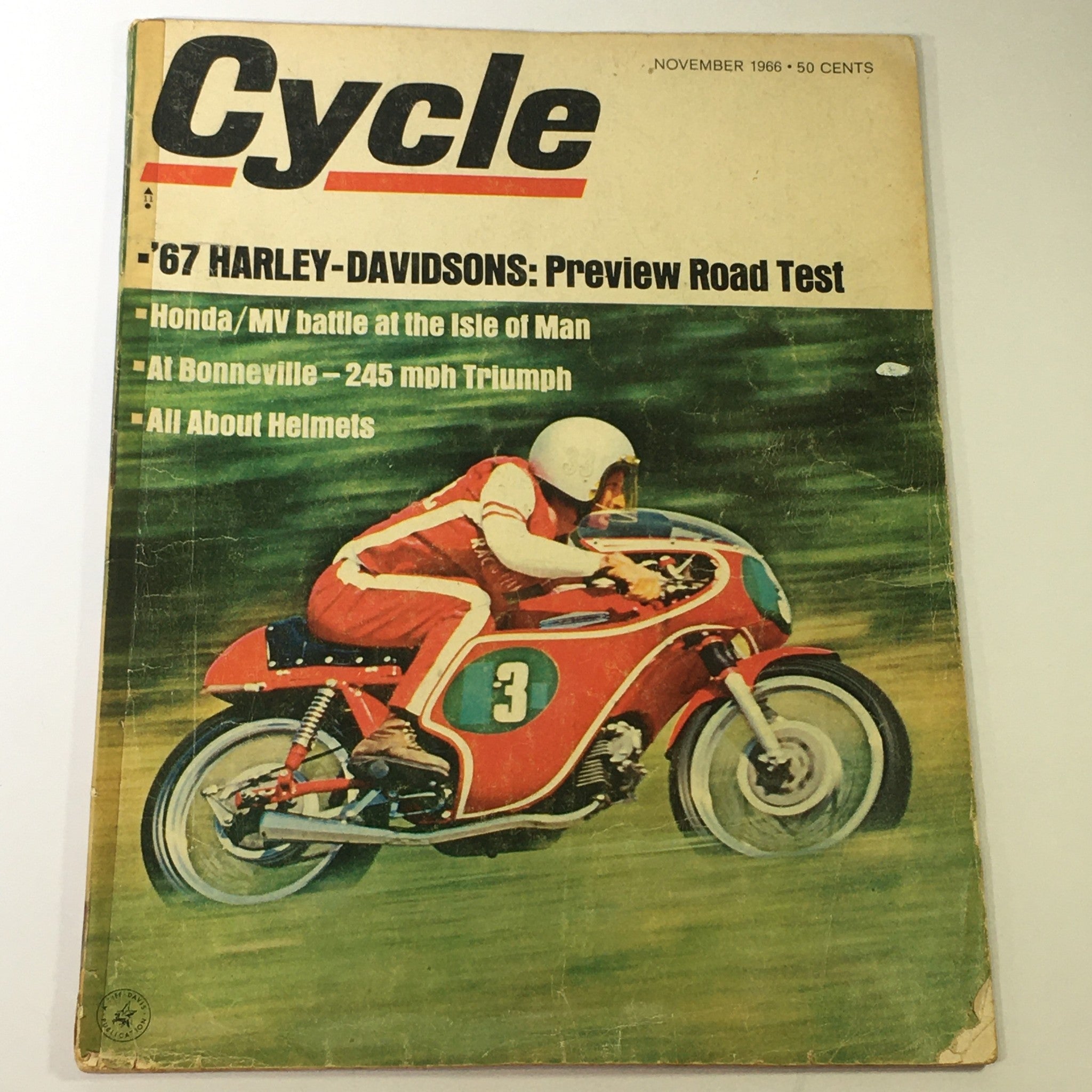 VTG Cycle Magazine November 1966 - 1967 Harley Davidson / Honda / MV Battle