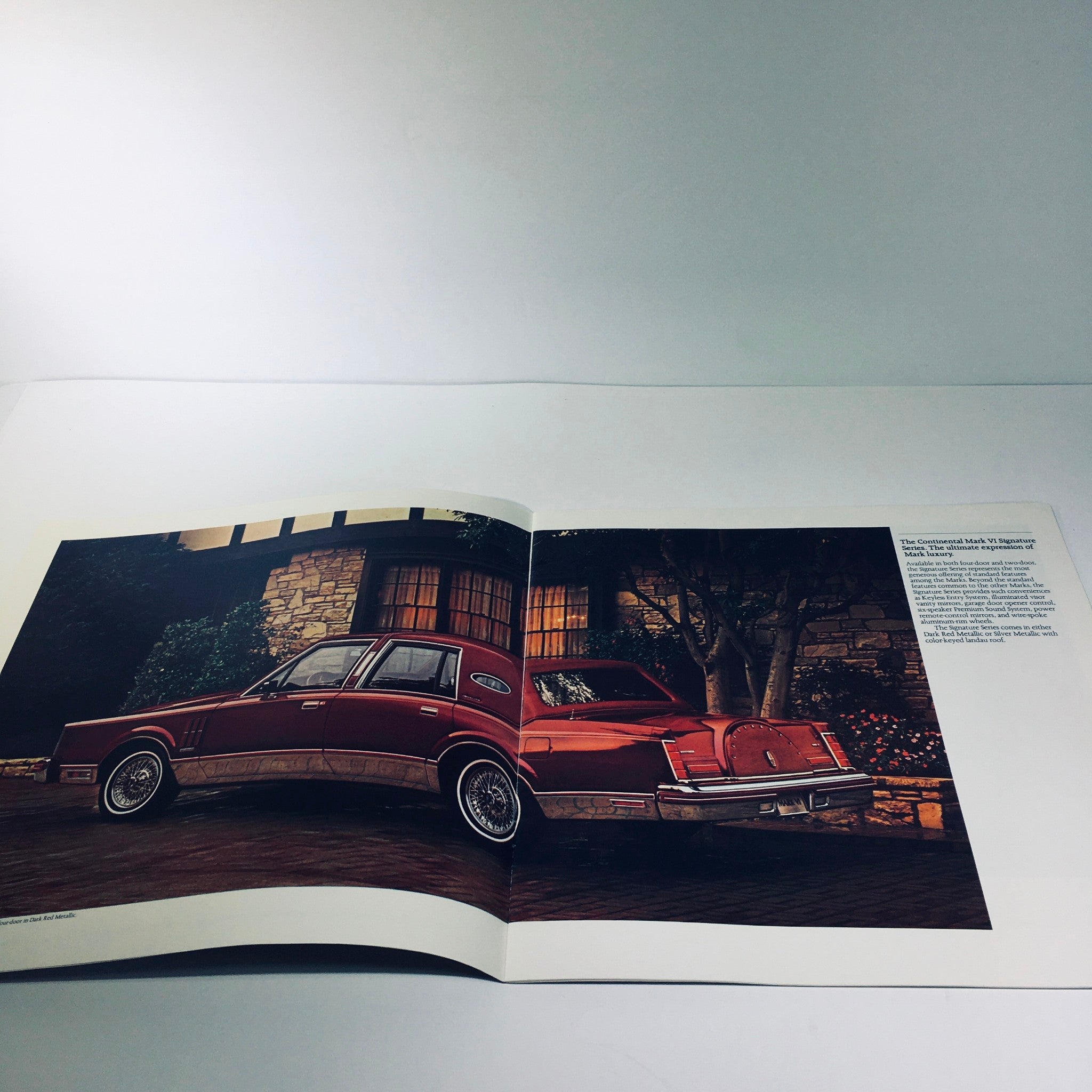 1981 Continental Mark VI Signature Series Form No. P-100 Car Sale Brochure