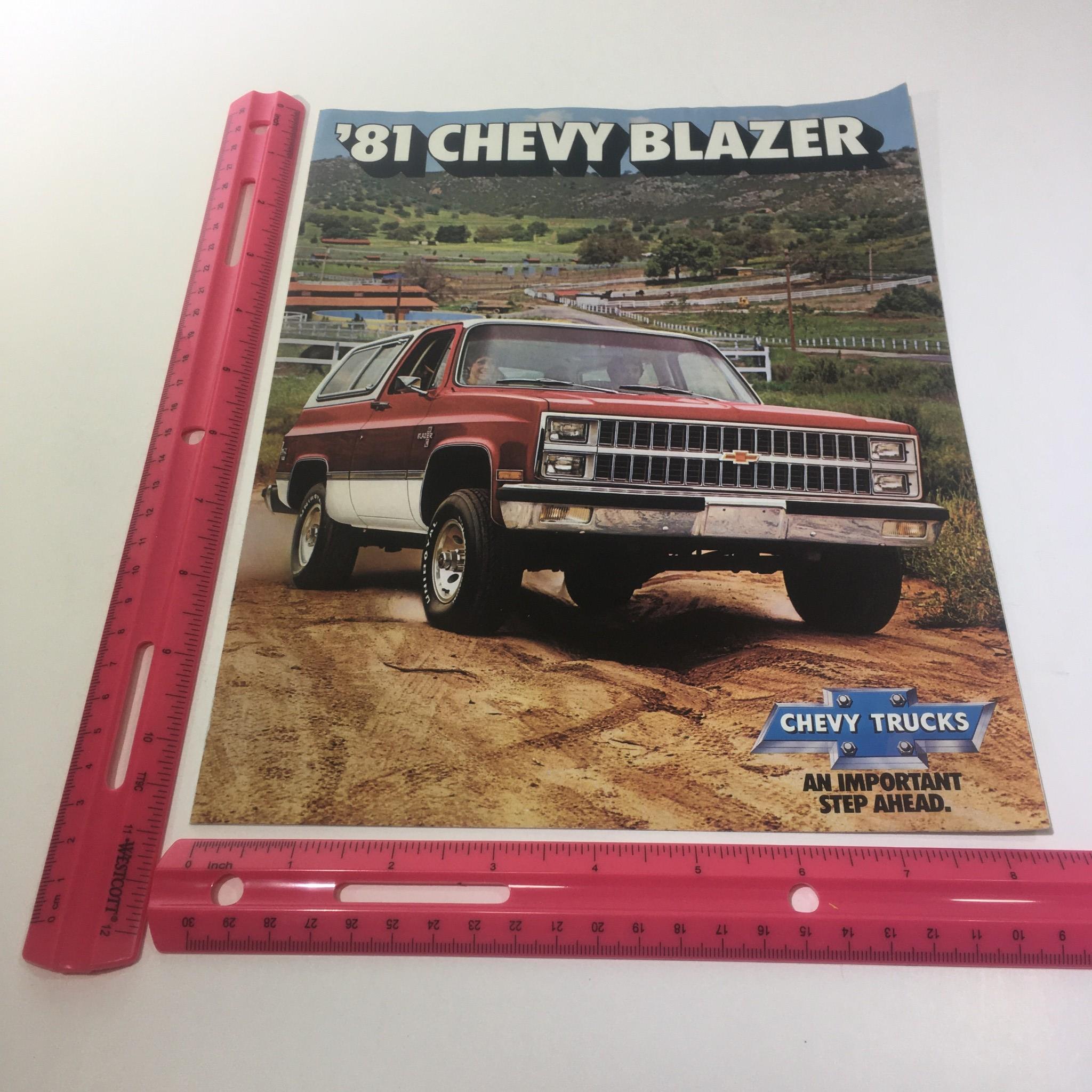 1981 Chevy Blazer 305 CU. IN. V-8 Engine Electronic Spark Control Car Brochure