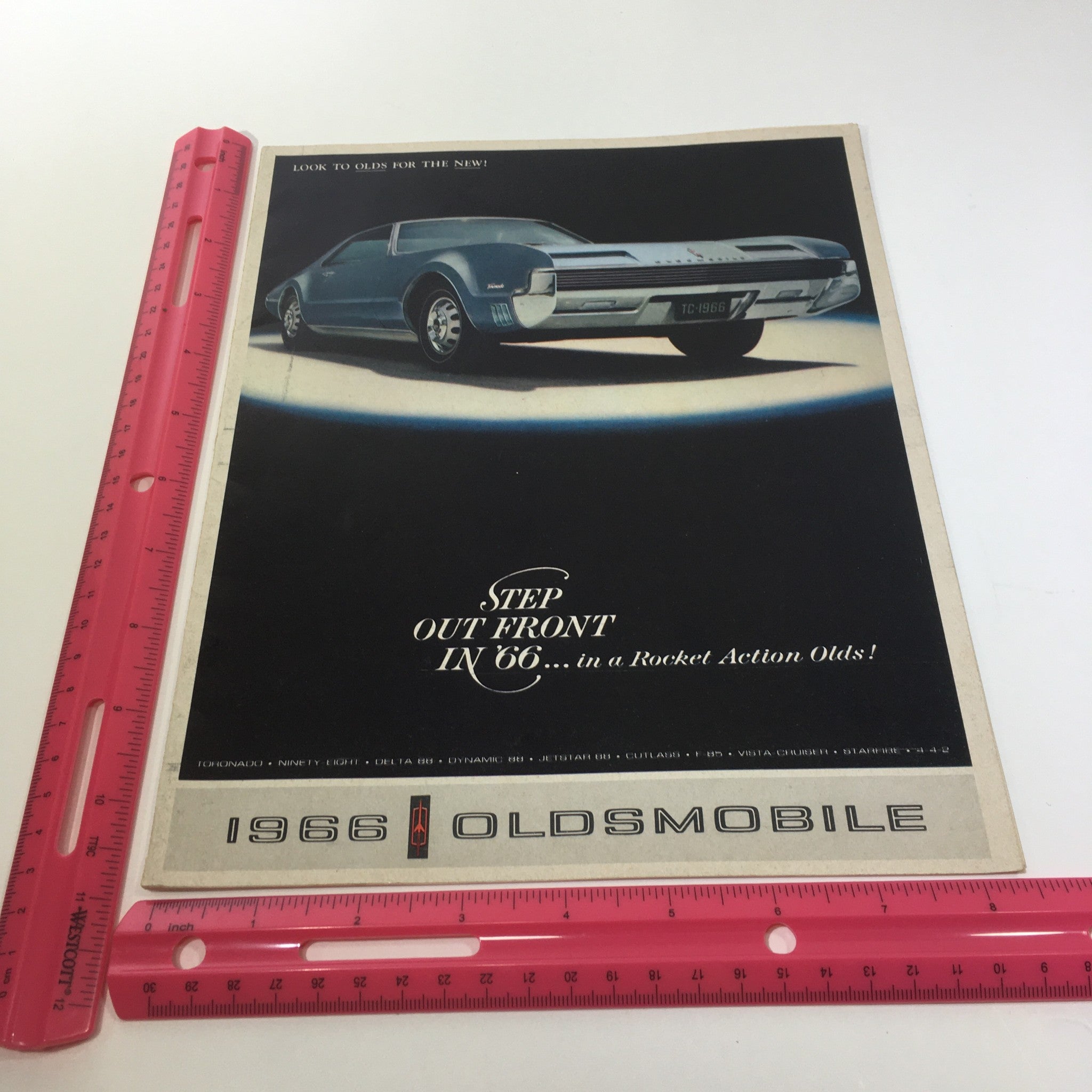 1966 Oldsmobile Step Out Front Super Rocket V8 Engine 4-4-2 Car Catalog Brochure