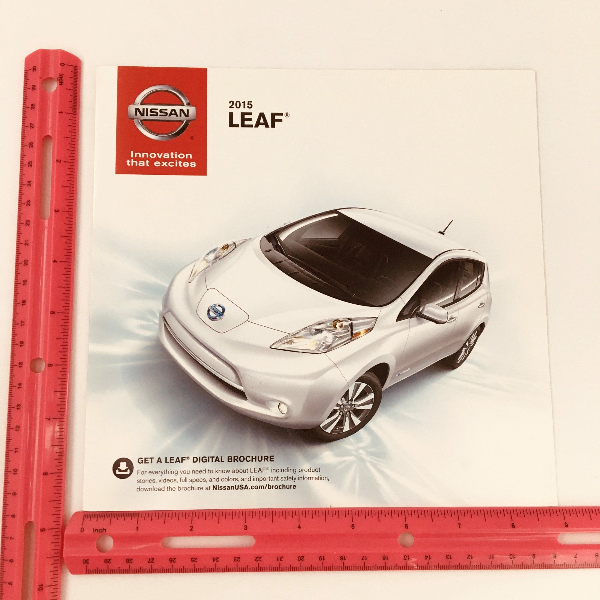 2015 Nissan Leaf and Genuine Nissan Accessories Car Brochure Catalog