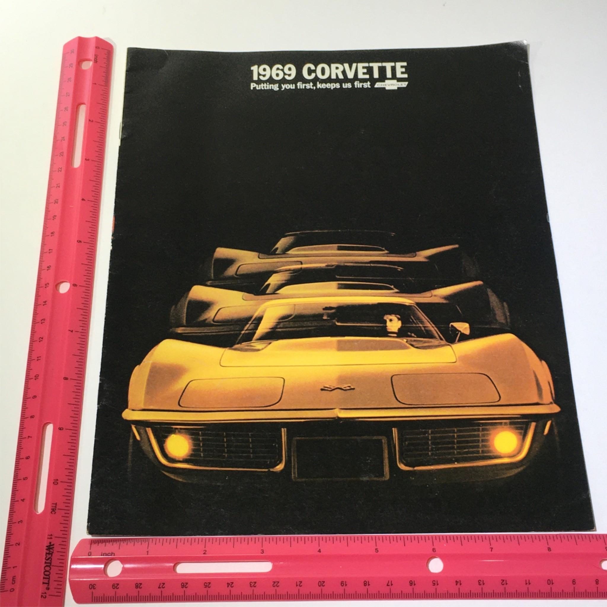 1969 Corvette Stingray Convertible/Corvette Stingray Coupe Car Catalog Brochure