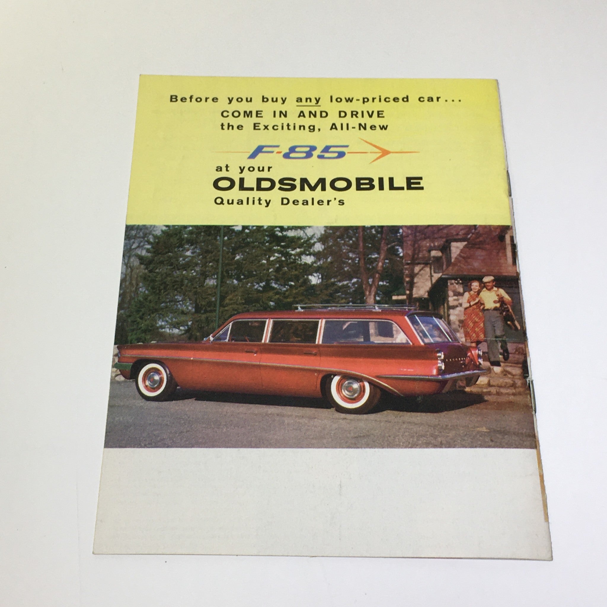 1961 F-85 by Oldsmobile 155-Horsepower Aluminum V-8 Engine Car Catalog Brochure