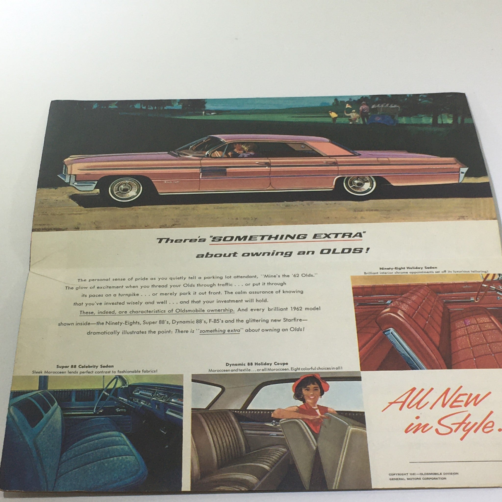 1962 Oldsmobile Cutlass 185 V-8 Engine 4-Door Hardtop Sedan Car Catalog Brochure