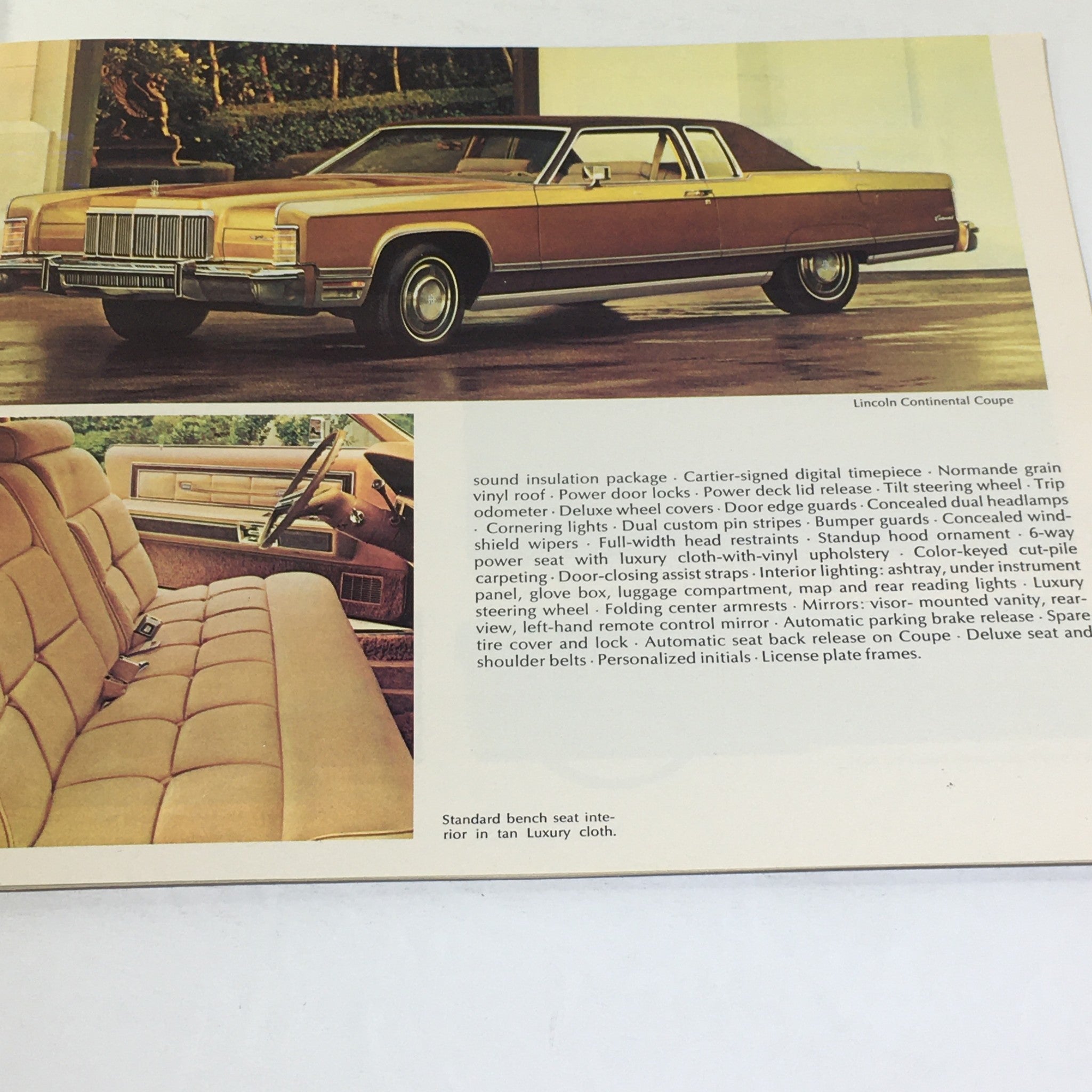 Vintage Lincoln-Mercury 1975 - Continental Sedan 460 V-8 Engine Car Brochure