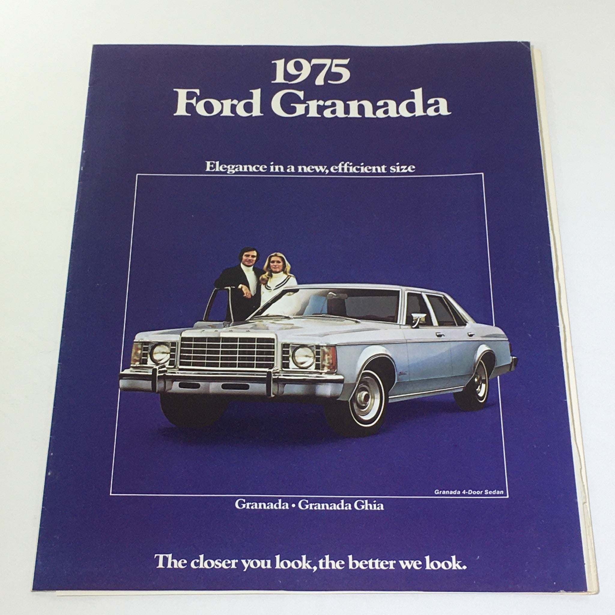 Vintage 1975 Ford Granada/Granada Ghia 4-Door Sedan 250 CID 3-Speed MT Brochure