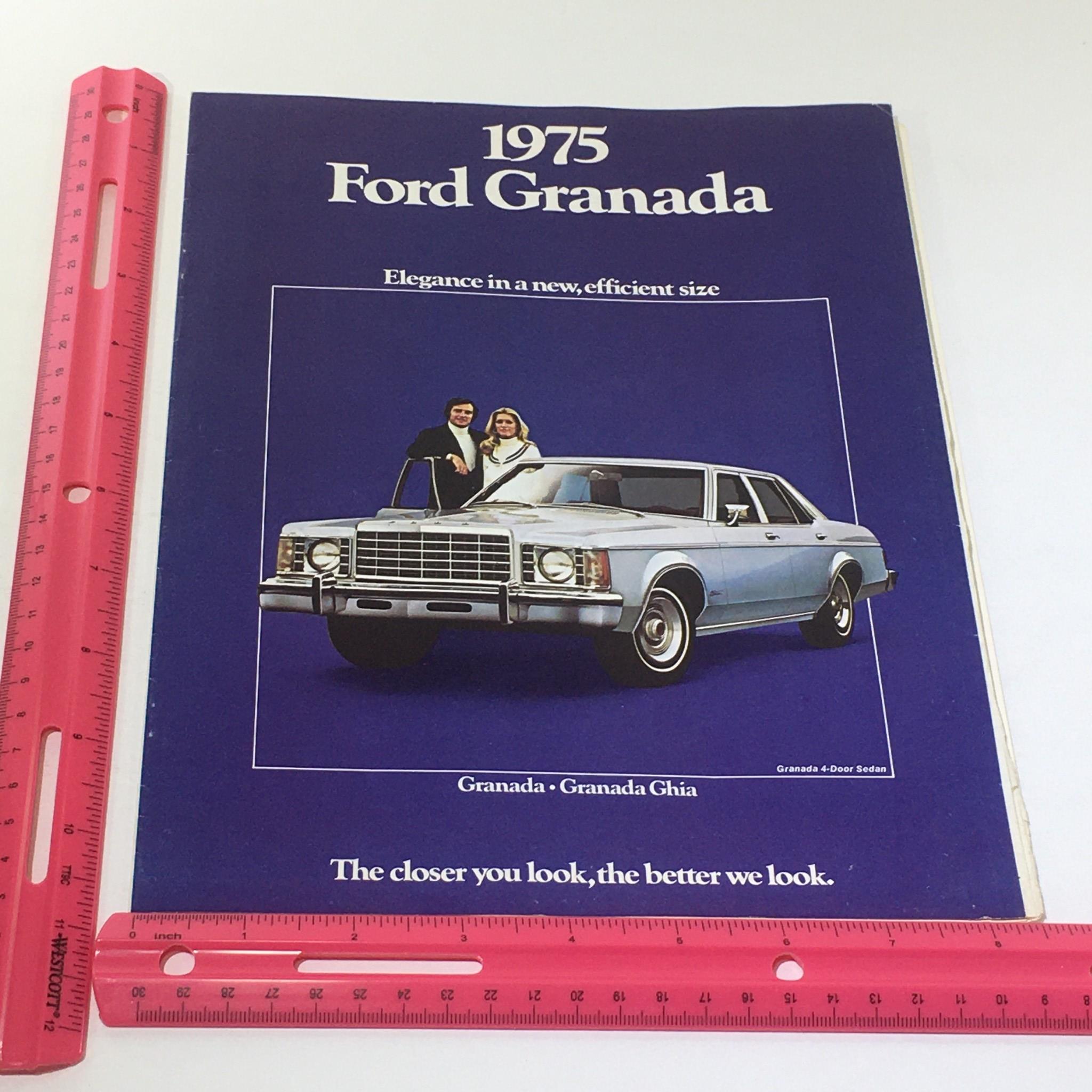 Vintage 1975 Ford Granada/Granada Ghia 4-Door Sedan 250 CID 3-Speed MT Brochure