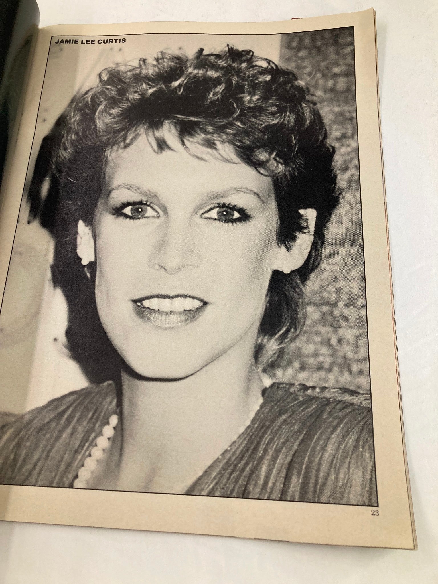 VTG TV Superstar Photo Album April 1984 Vol 31 #1 displays an engaging close-up of a woman with short hair and bright eyes, capturing the essence of 1980s celebrity culture.