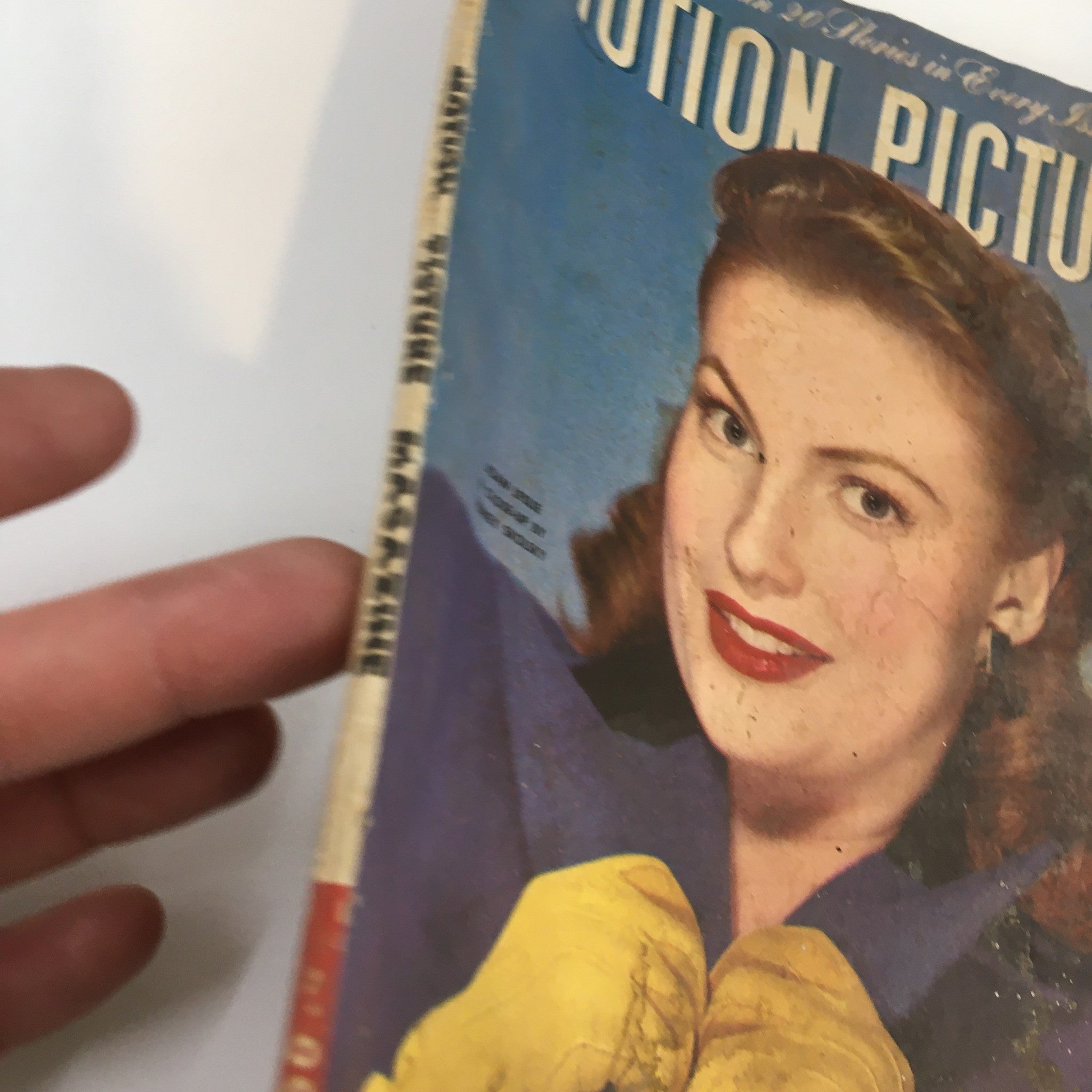 VTG Motion Picture Magazine October 1945 Joan Leslie A Close-Up No Label
