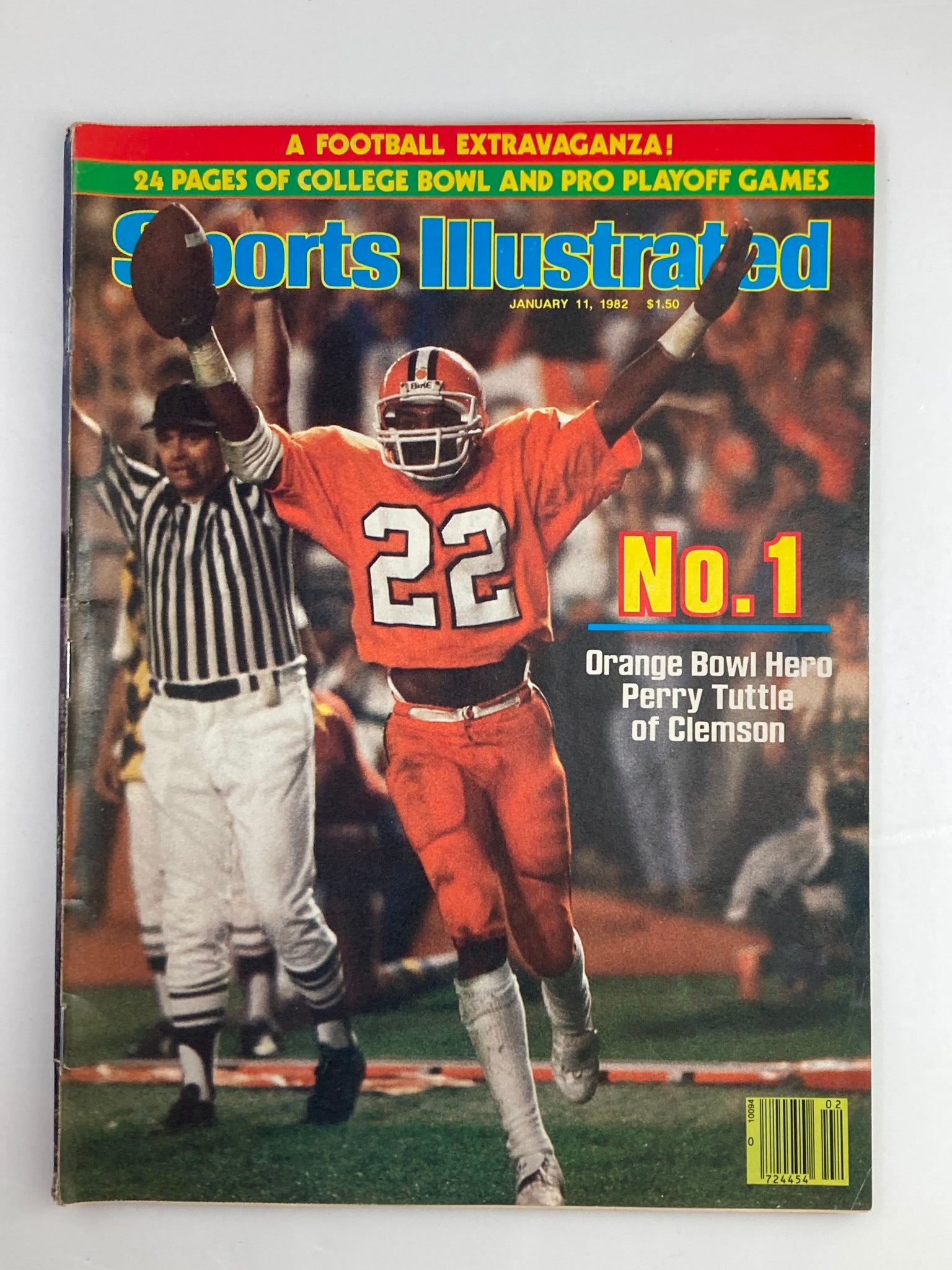 VTG Sports Illustrated Magazine January 11 1982 Perry Tuttle No Label