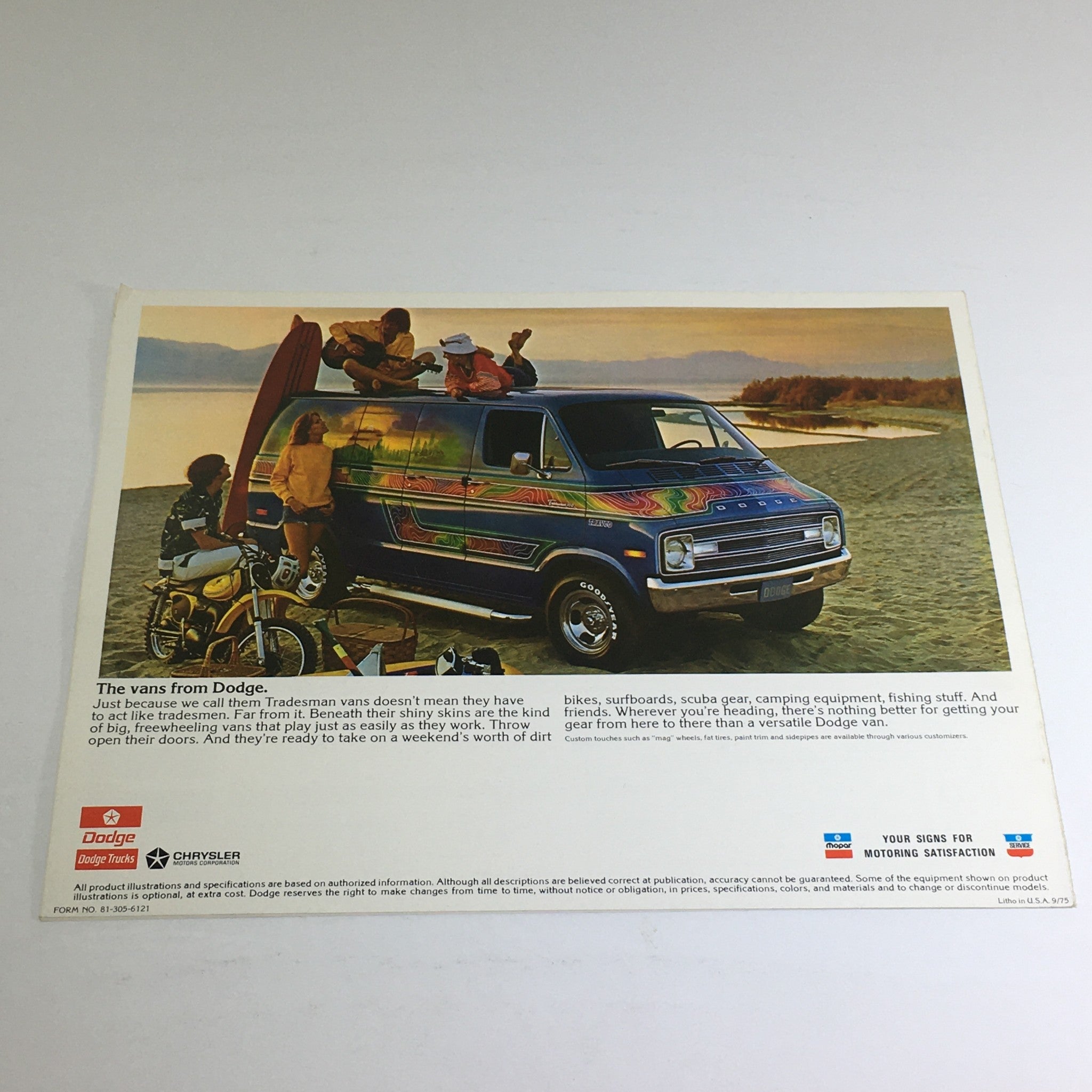 1976 Dodge Tradesman Vans Rugged 123"WB Dealership Car Auto Brochure Catalog