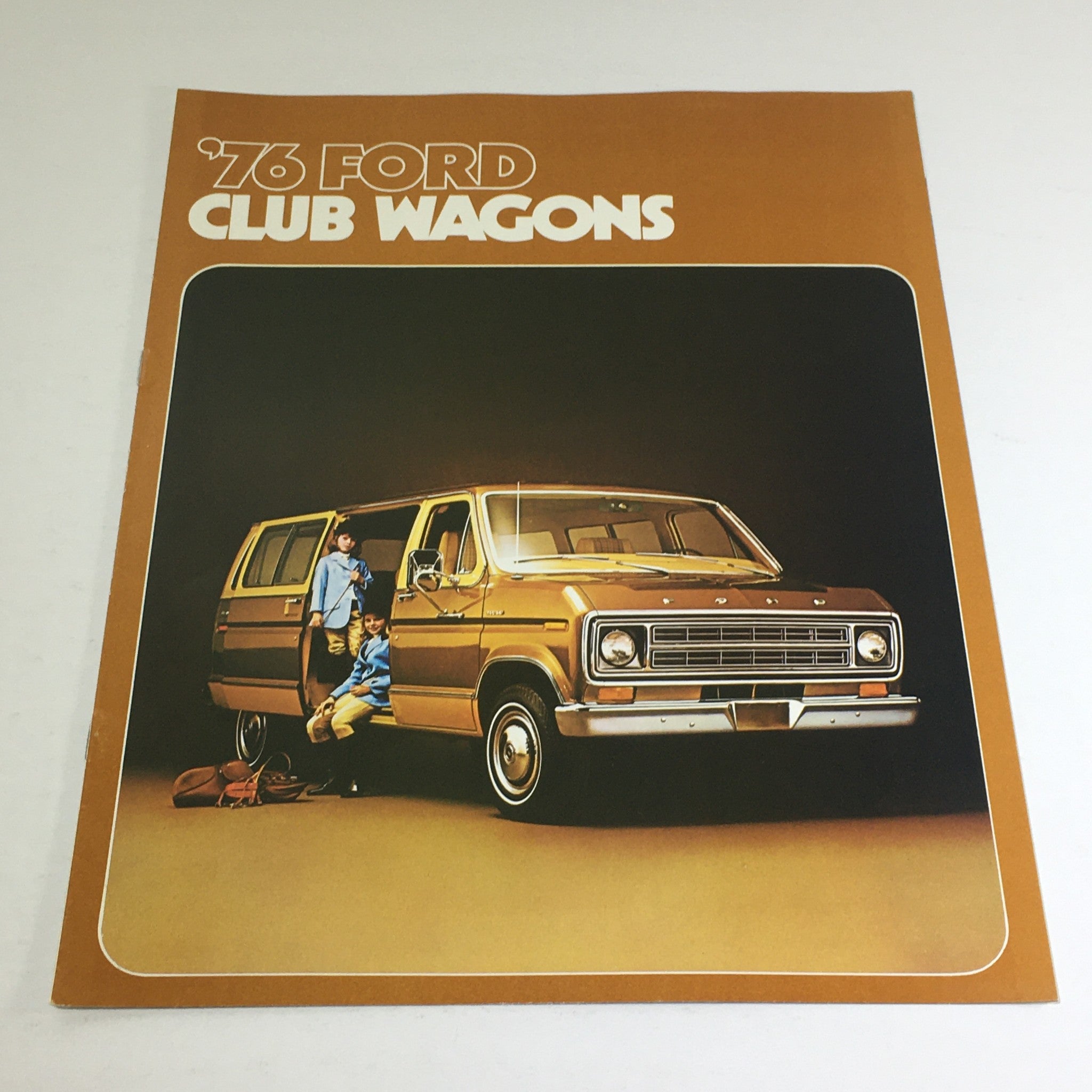 1976 Ford Club Wagons Specifications Car Dealership Auto Brochure Catalog