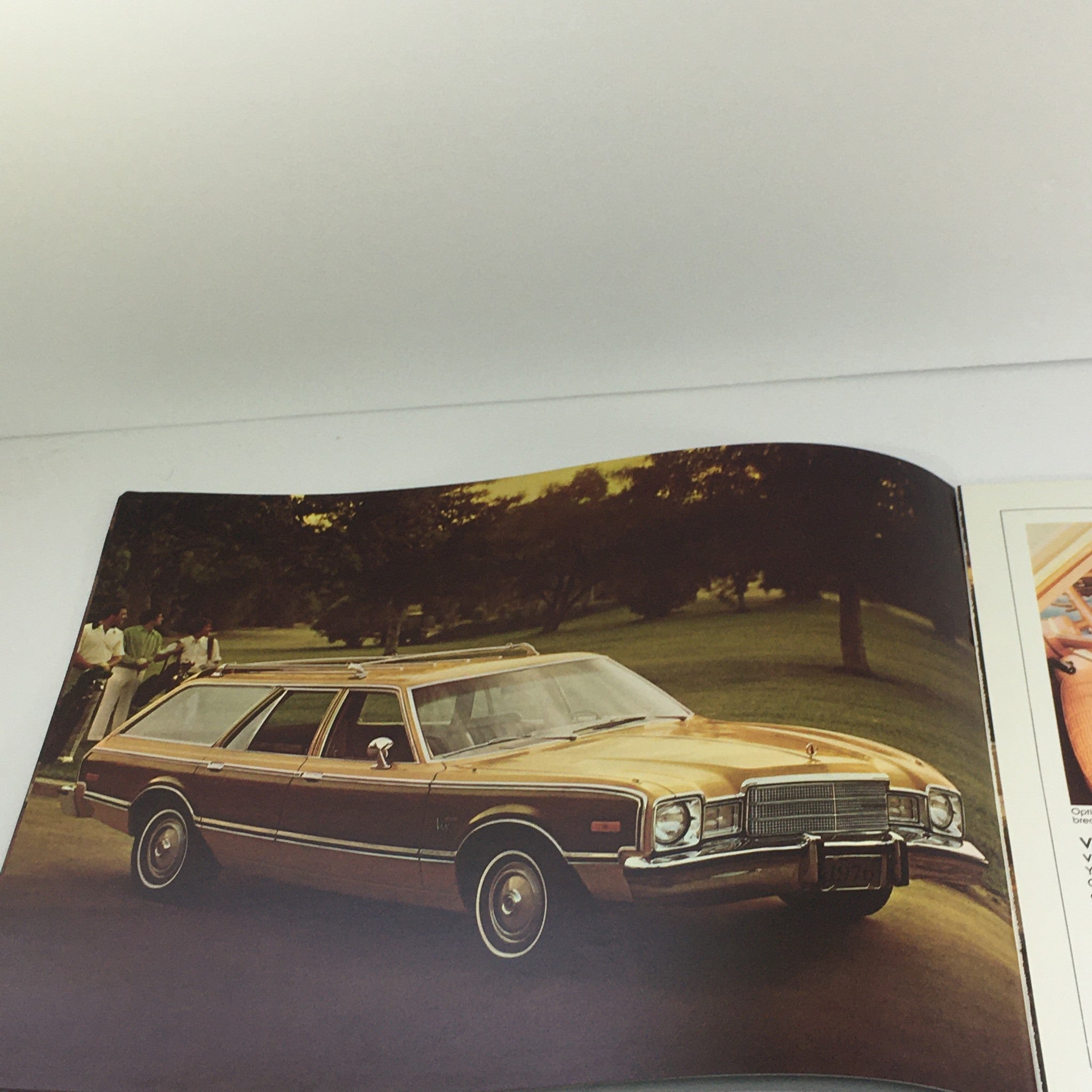 1976 Plymouth Volare Premier, Custom, Wagons Features Car Auto Brochure Catalog