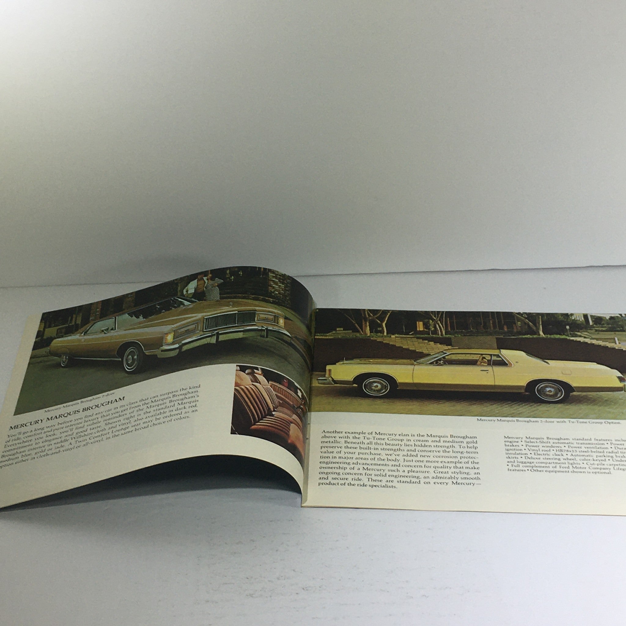 1977 Lincoln-Mercury Marquis, Cougar, Comet, Bobcat Car Auto Brochure Catalog