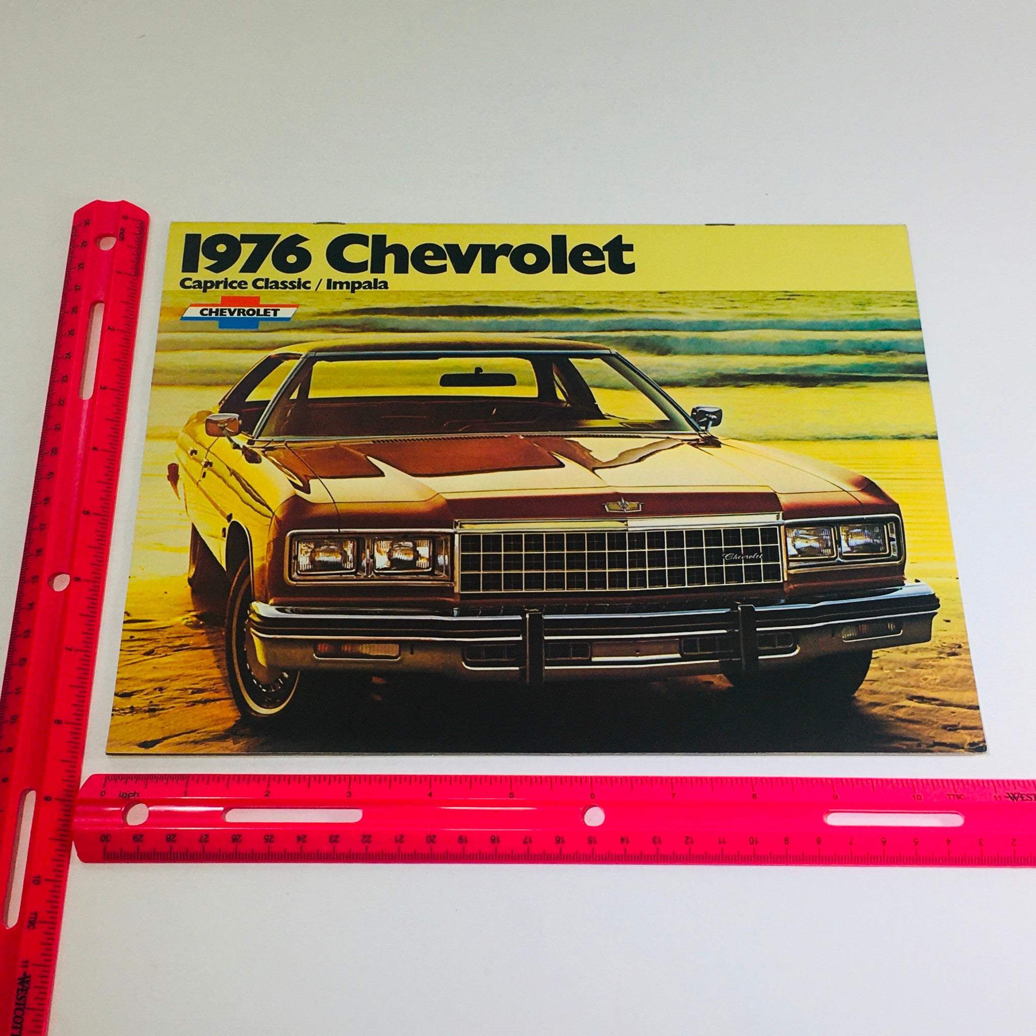 1976 Chevrolet Caprice Classic-Impala Dealership Car Auto Brochure Catalog