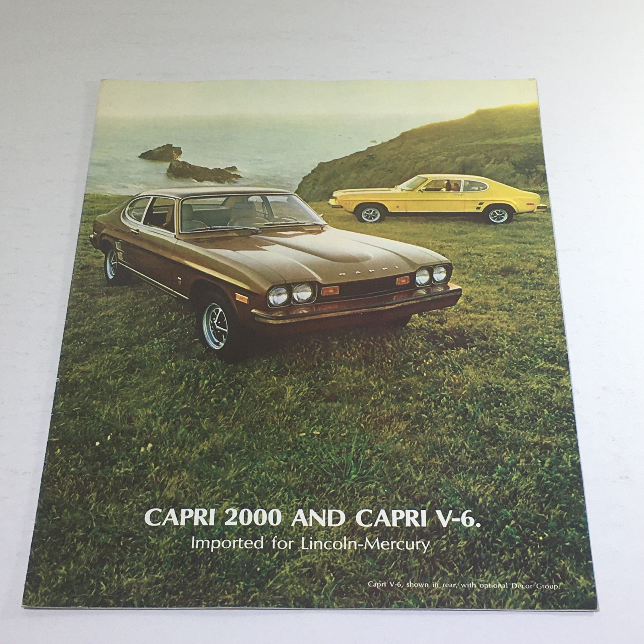 1972 Lincoln-Mercury Capri 2000 & Capri V-6 Dealership Car Auto Brochure Catalog