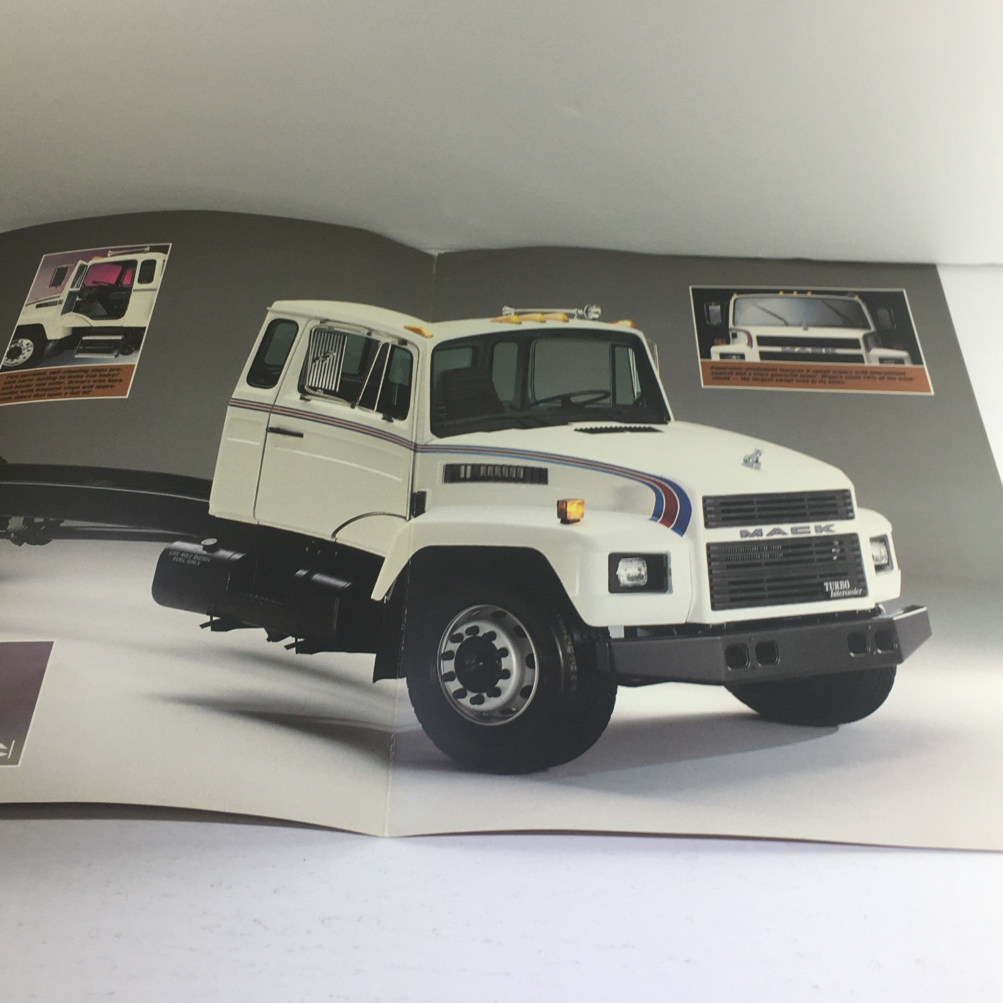 1993 Mack Trucks CS Mid-Liner Dealership Car Auto Brochure Catalog