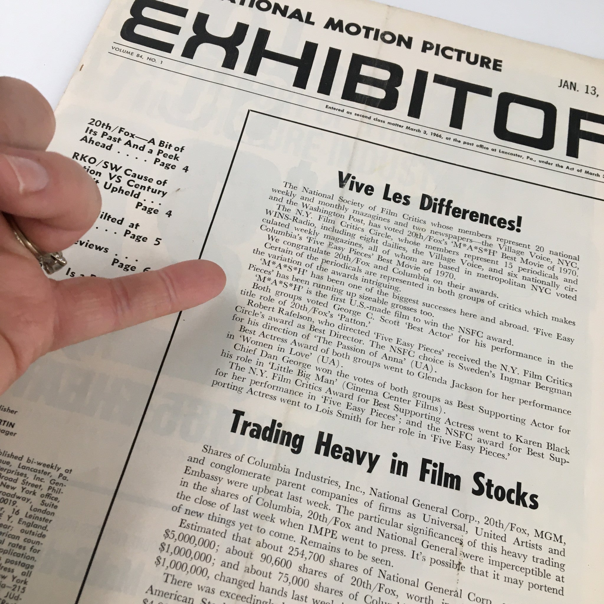 Int. Motion Picture Exhibitor Magazine January 13 1971 Trading Heavy Film Stocks