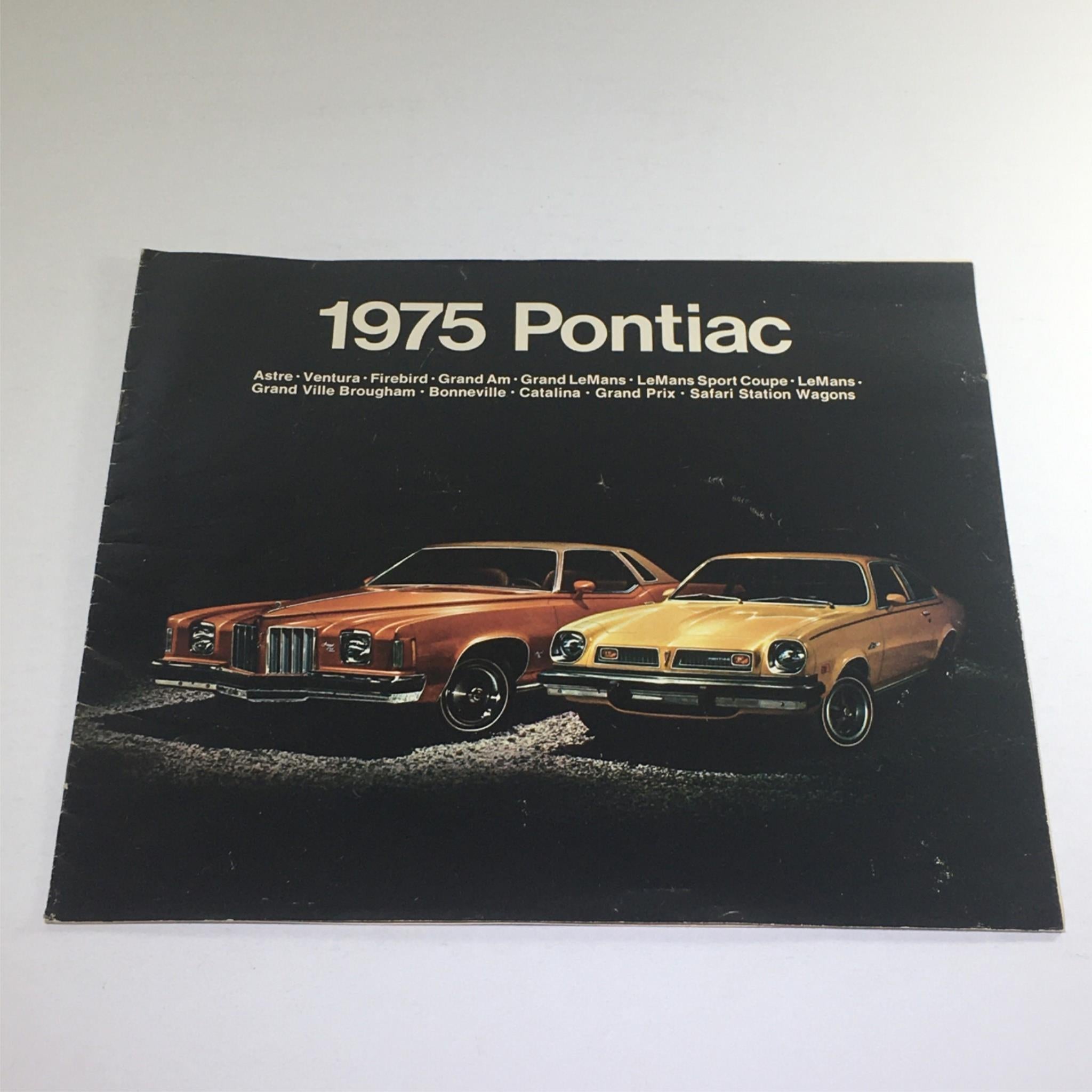 1975 Pontiac Astre/Ventura/Firebird Wagons Dealership Car Auto Brochure Catalog