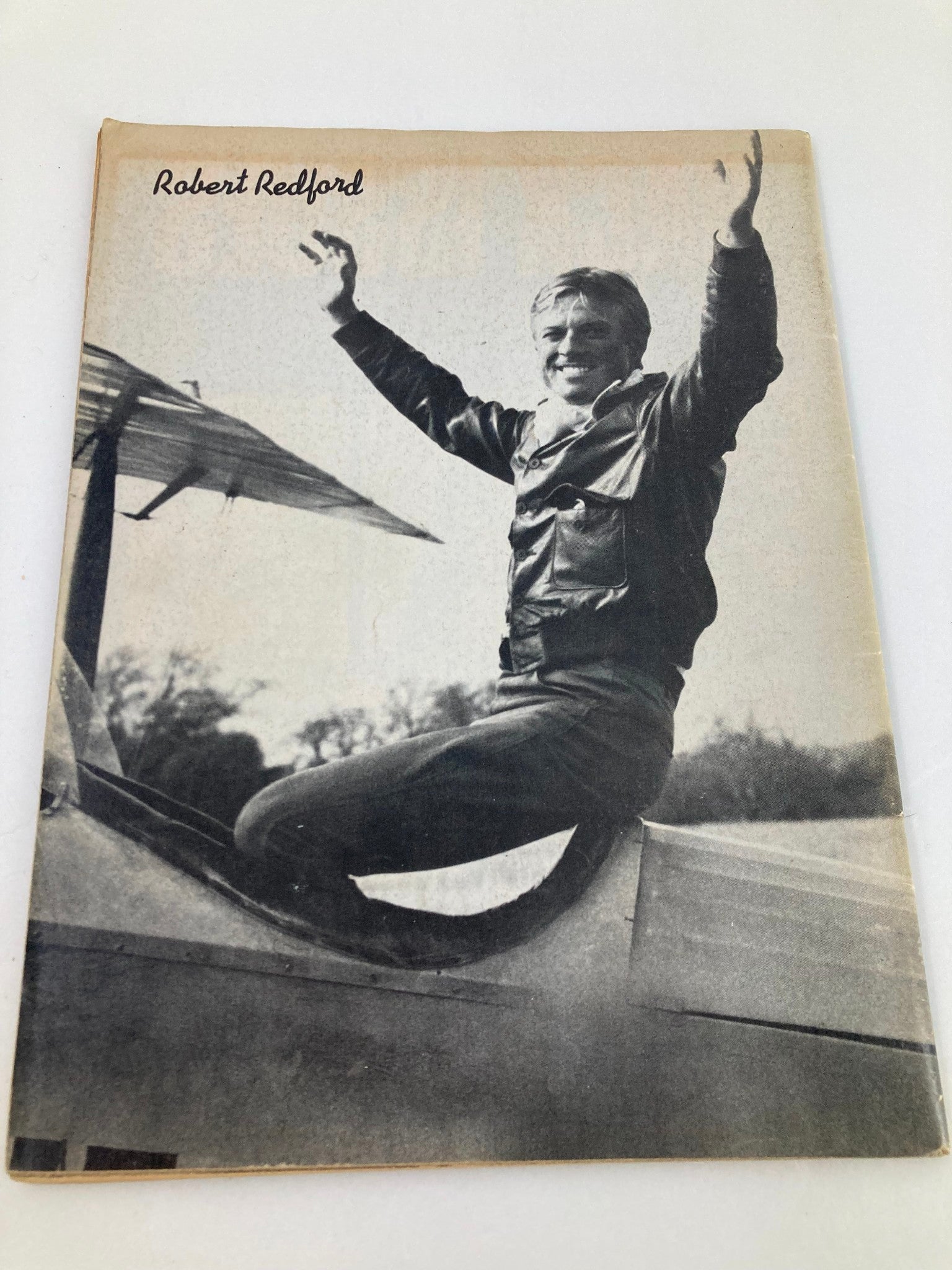 VTG E-Go Collectors Magazine Series No. 6 January 1977 Robert Redford No Label
