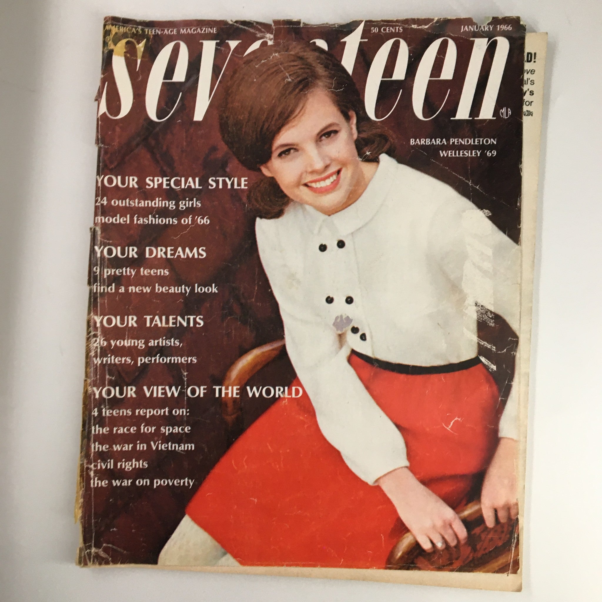 VTG Seventeen Magazine January 1966 Barbara Pendleton Wellesley No Label