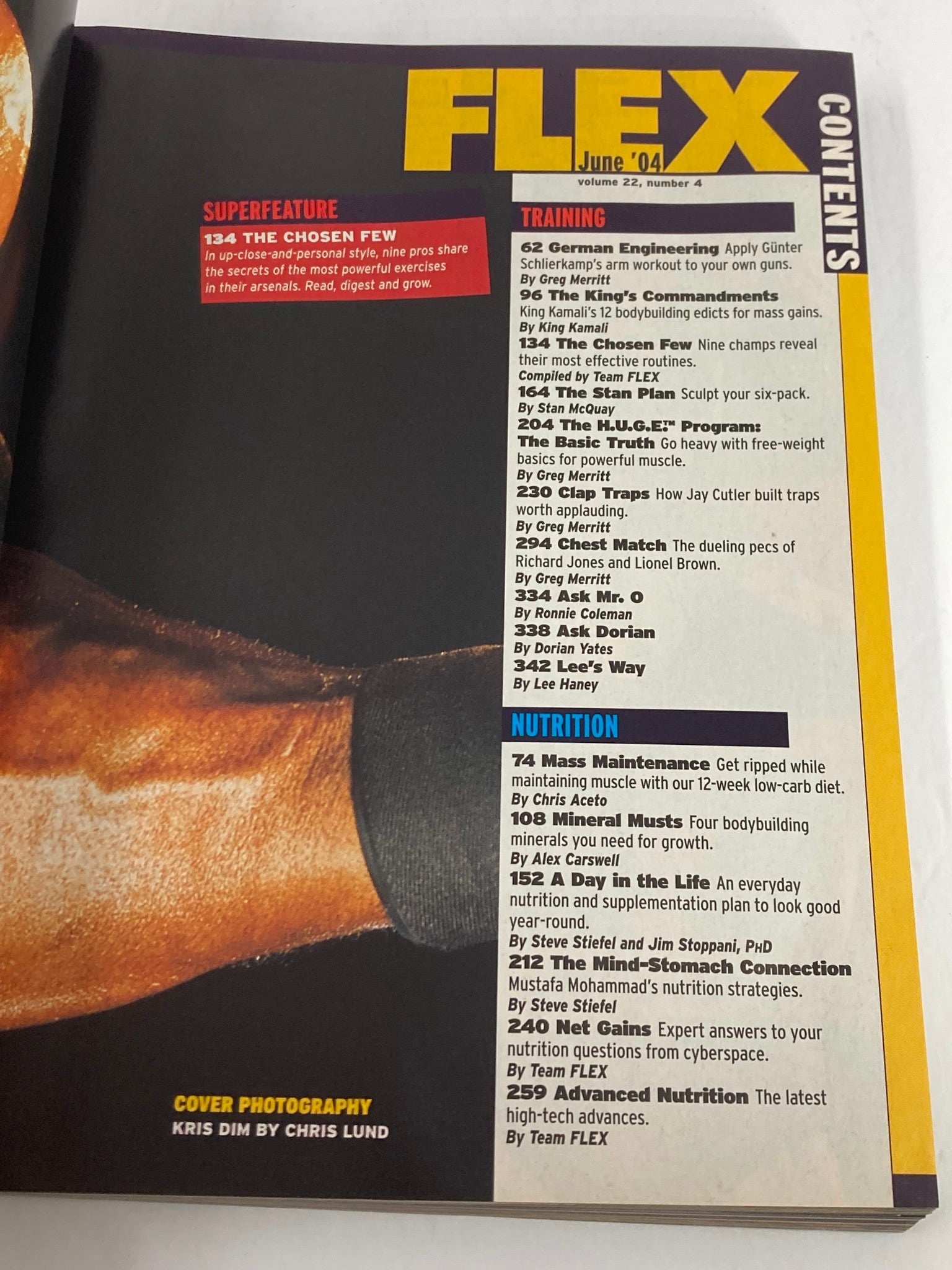 Table of contents from Flex Magazine June 2004 Vol 22 #4 displaying featured articles on training, nutrition, and fitness routines.
