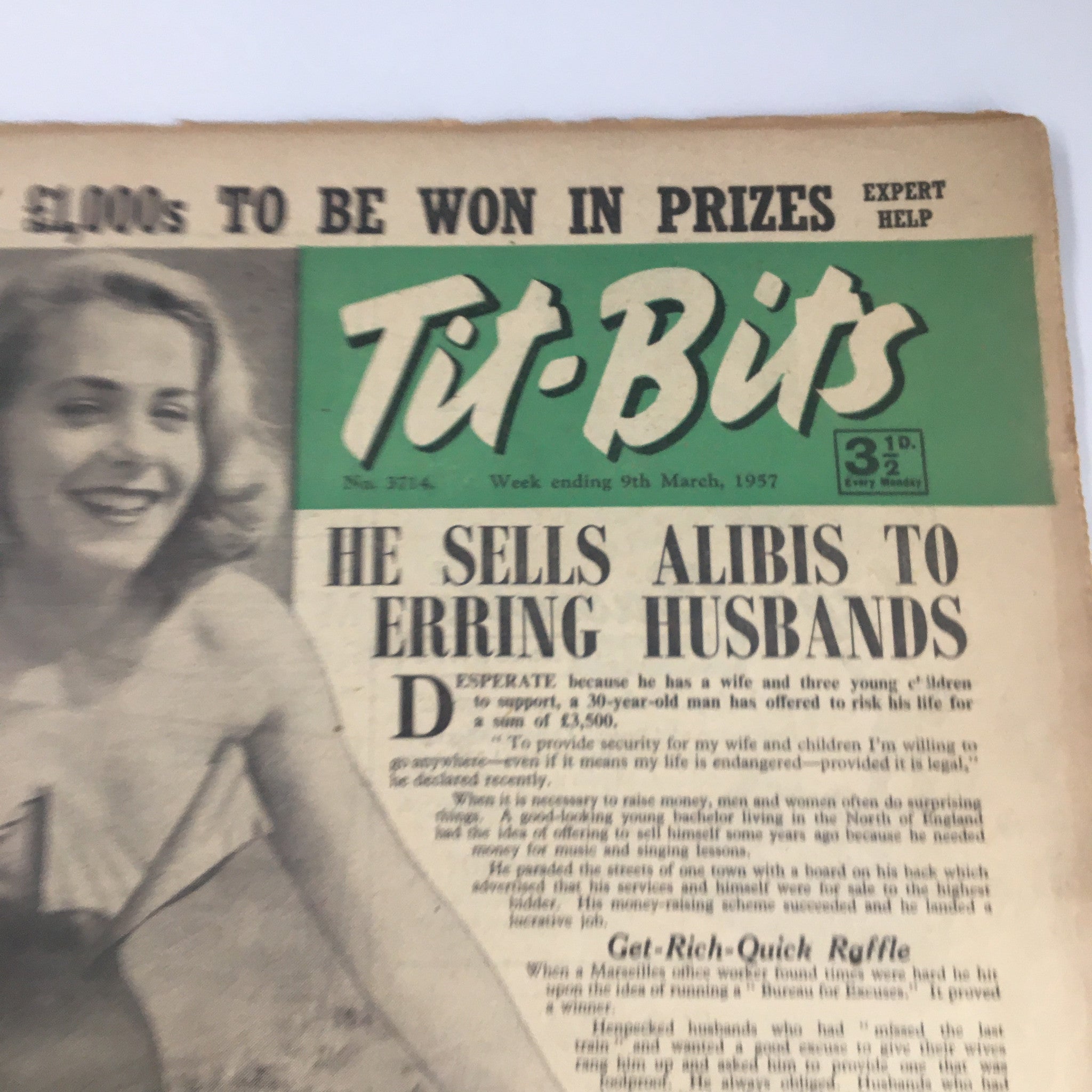 VTG Tit-Bits Magazine March 9 1957 Valerie Kite Smile Please No Label