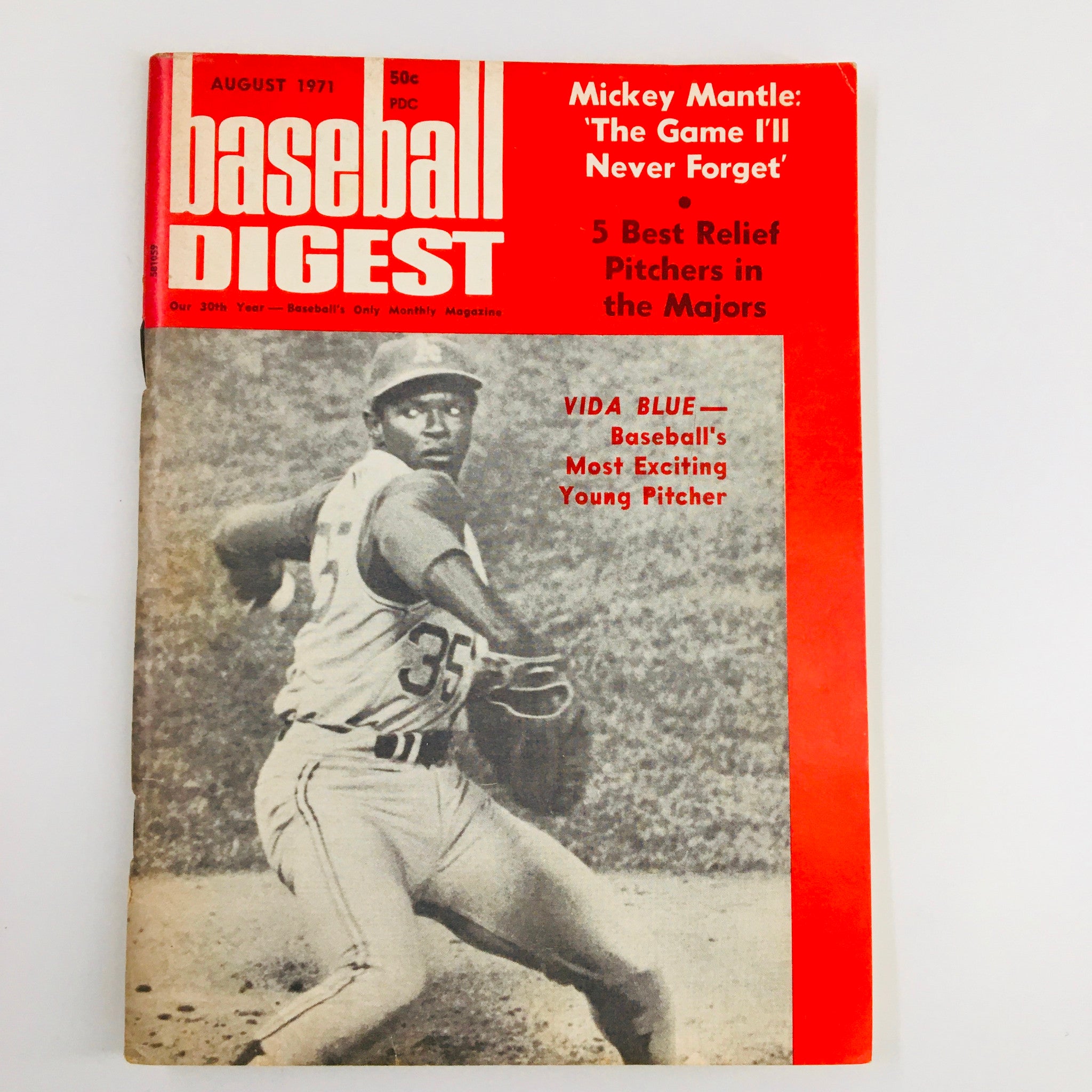 VTG Baseball Digest Magazine August 1971 Vida Blue The Young Pitcher No Label