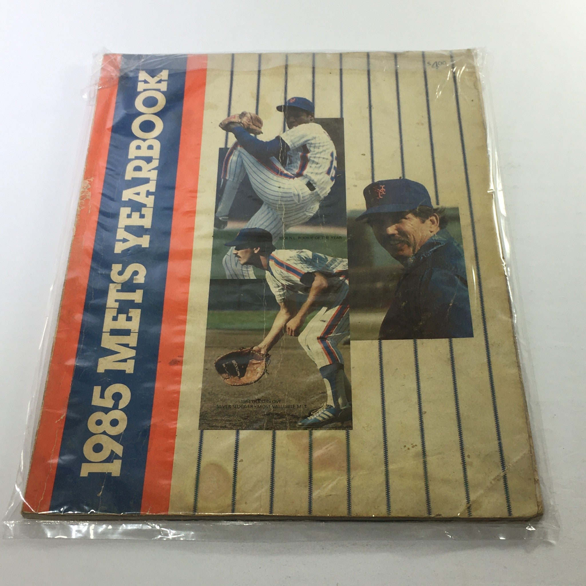 1985 New York Mets Yearbook: Darryl Strawberry, Keith Hernandez, Dwight Gooden