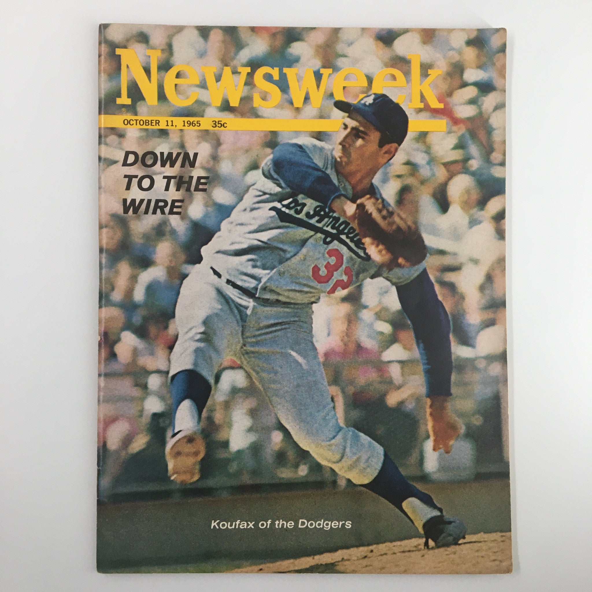 VTG Newsweek Magazine October 11 1965 Sandy Koufax of the Dodgers No Label