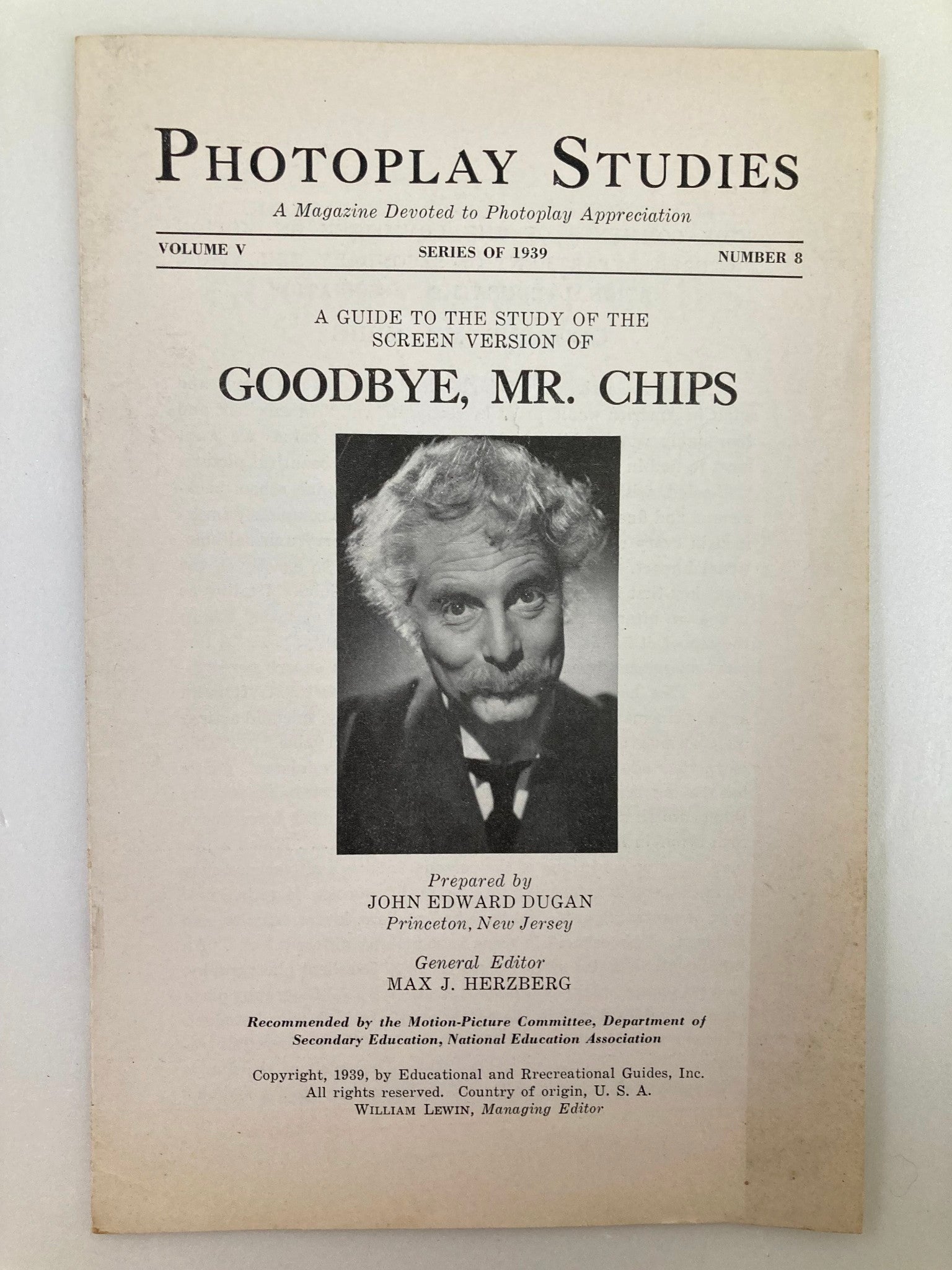 1939 Photoplay Studies Program Vol 5 #8 Goodbye, Mr. Chips by John Edward Dugan