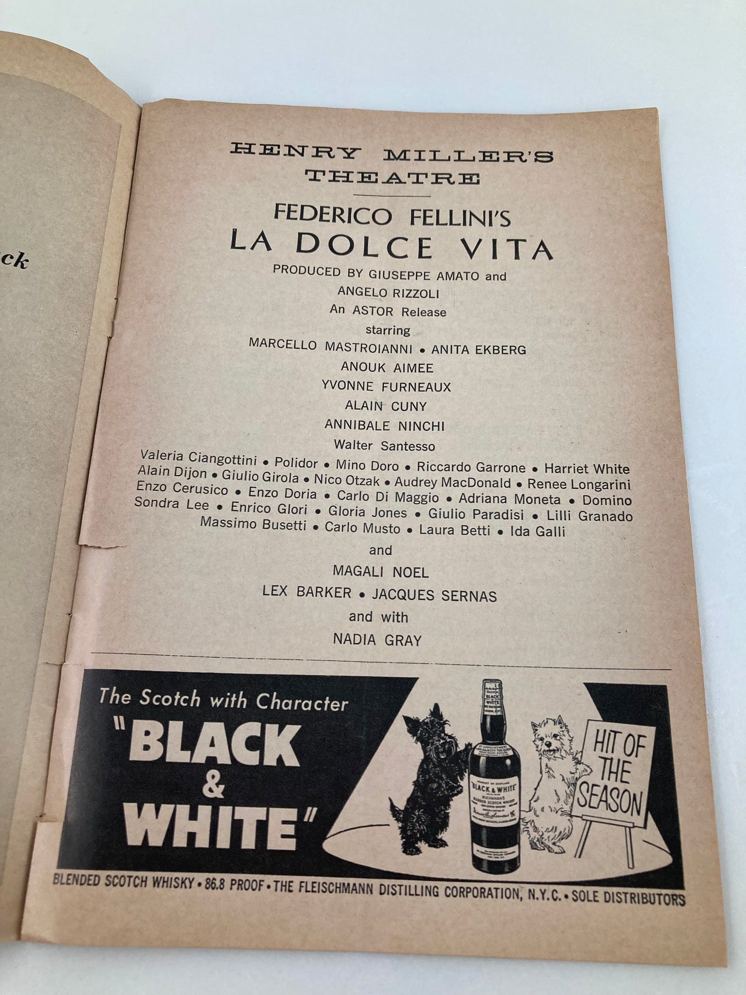 1960 Souvenir Program Henry Miller's Theaters Anita Ekberg in La Dolce Vita