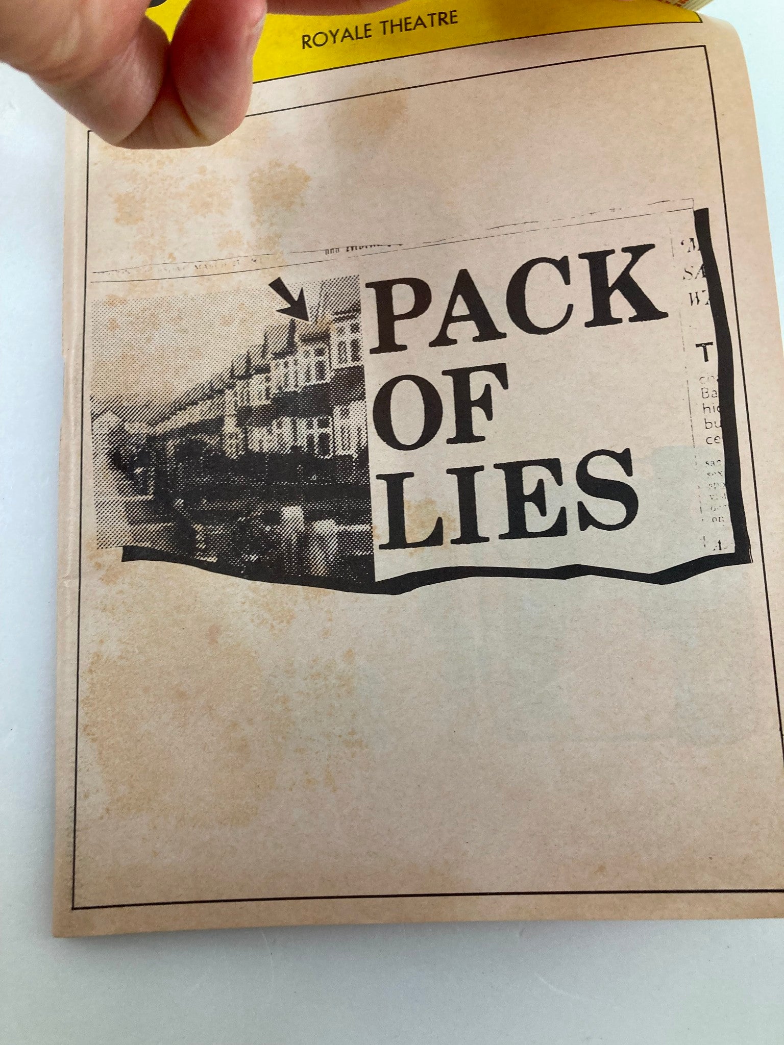 1985 Playbill Royale Theatre Rosemarry Harris, Dana Ivey in Pack of Lies