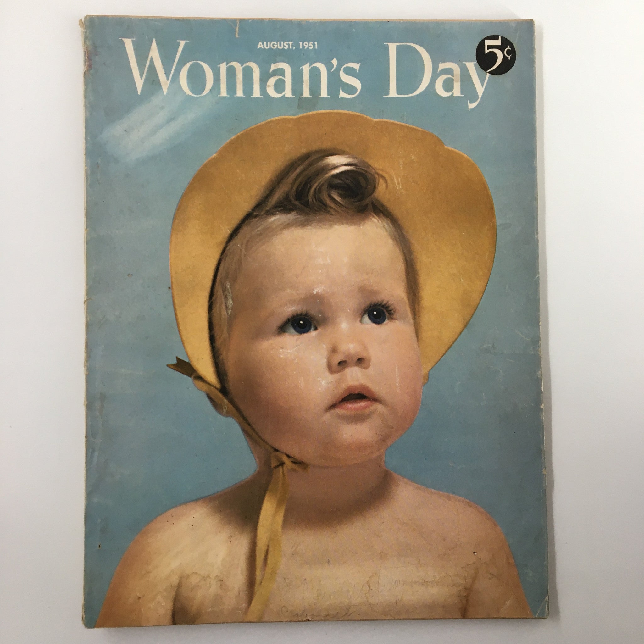 VTG Woman's Day Magazine August 1951 A Day at the Beach Child Discovers No Label