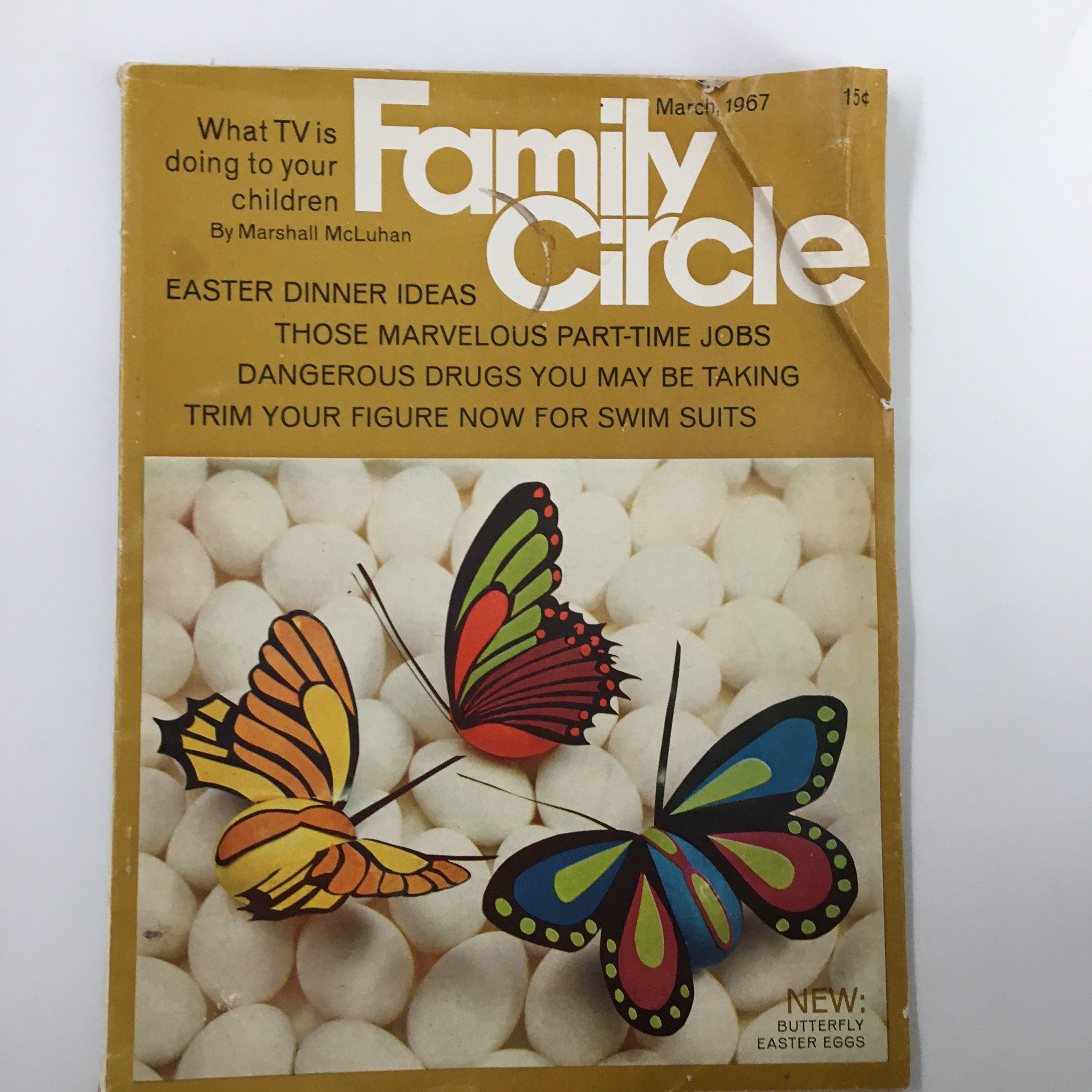 VTG Woman's Day Magazine March 1967 The Butterfly Easter Eggs No Label