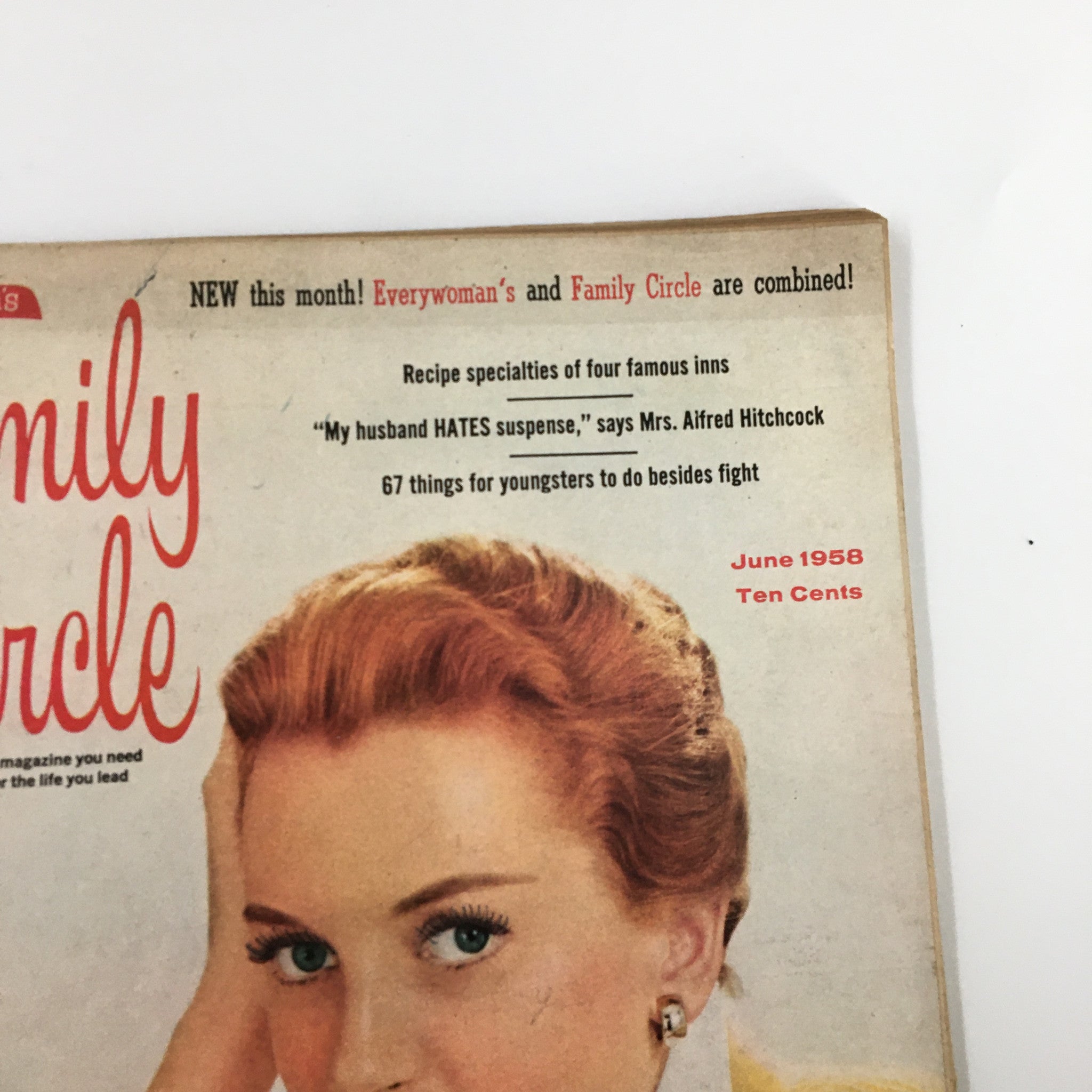 Detailed image of the VTG Family Circle Magazine June 1954 cover with Deborah Kerr, emphasizing the magazine's retro graphics and cultural significance.