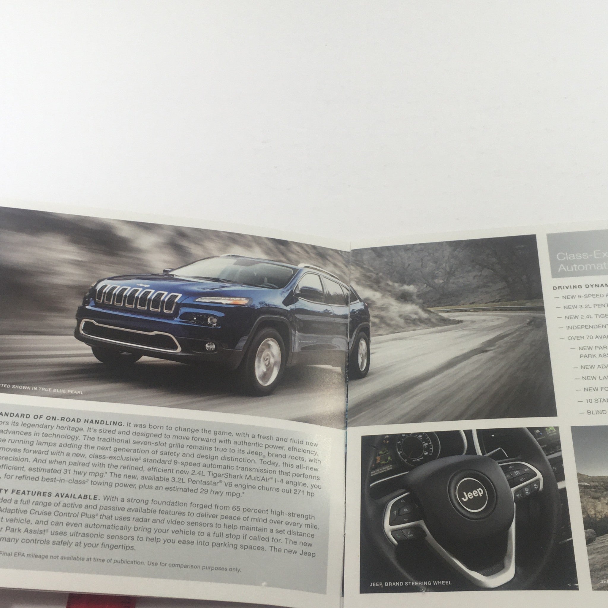 2014 Jeep Cherokee 4x4 Dealership Car Auto Brochure Catalog