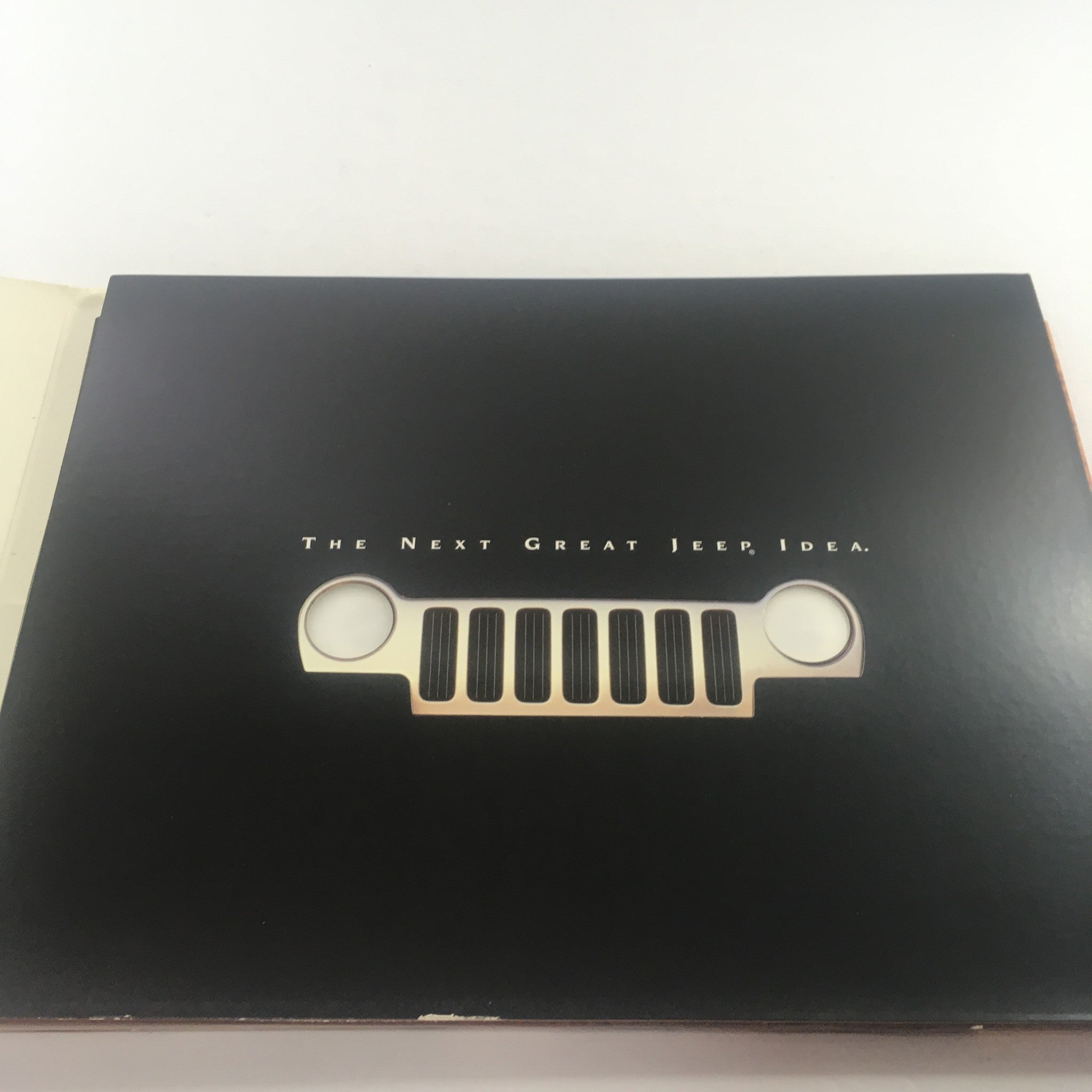 2002 Jeep Liberty 4x4 Dealership Car Auto Brochure Catalog