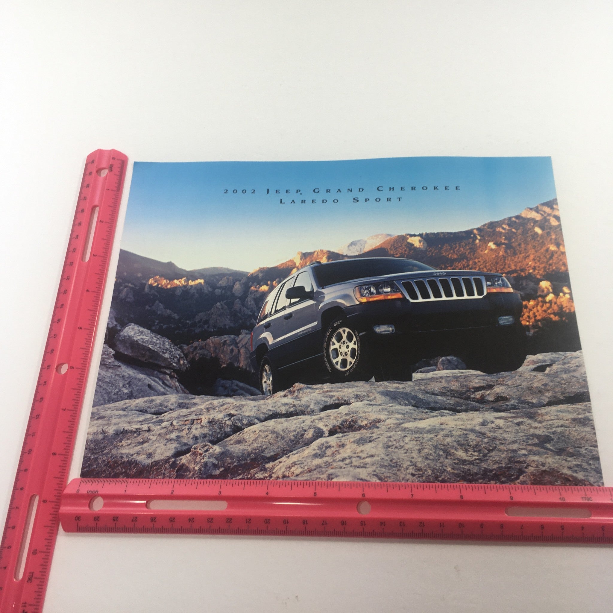 2002 Jeep Grand Cherokee Laredo Sport Dealership Car Auto Brochure Catalog