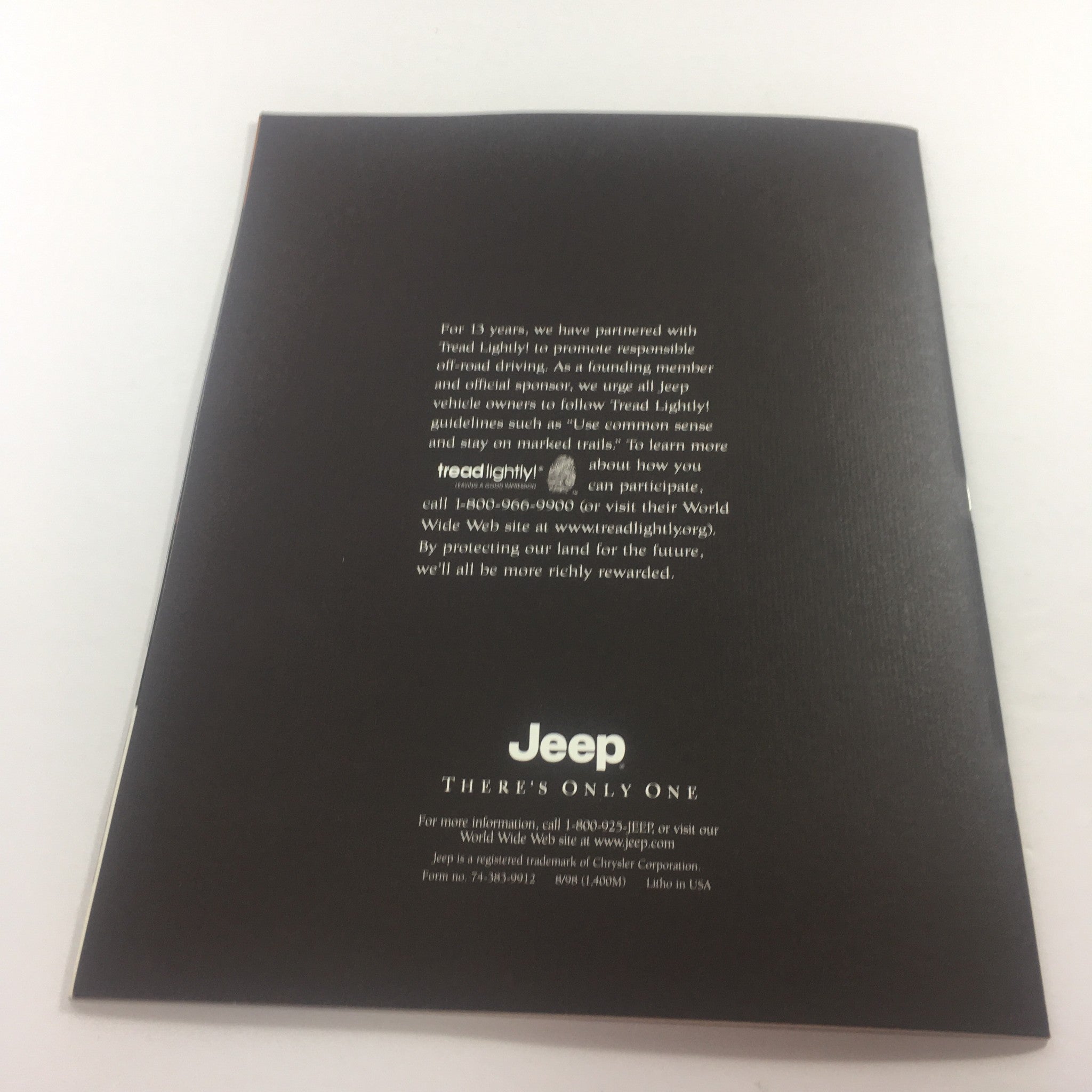 1999 Jeep Cherokee, Grand Cherokee Wrangler Dealership Car Auto Brochure Catalog