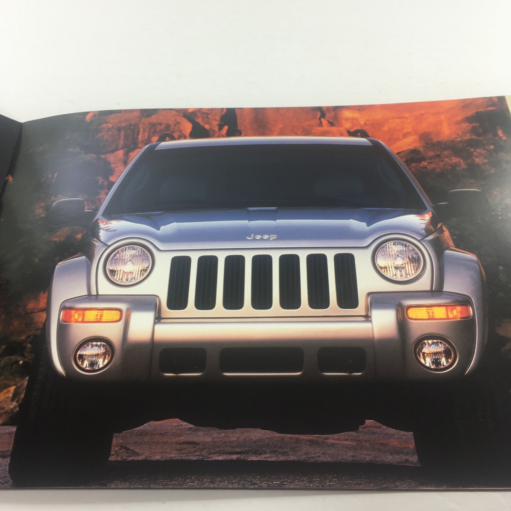 2002 Jeep Liberty Dealership Car Auto Brochure Catalog