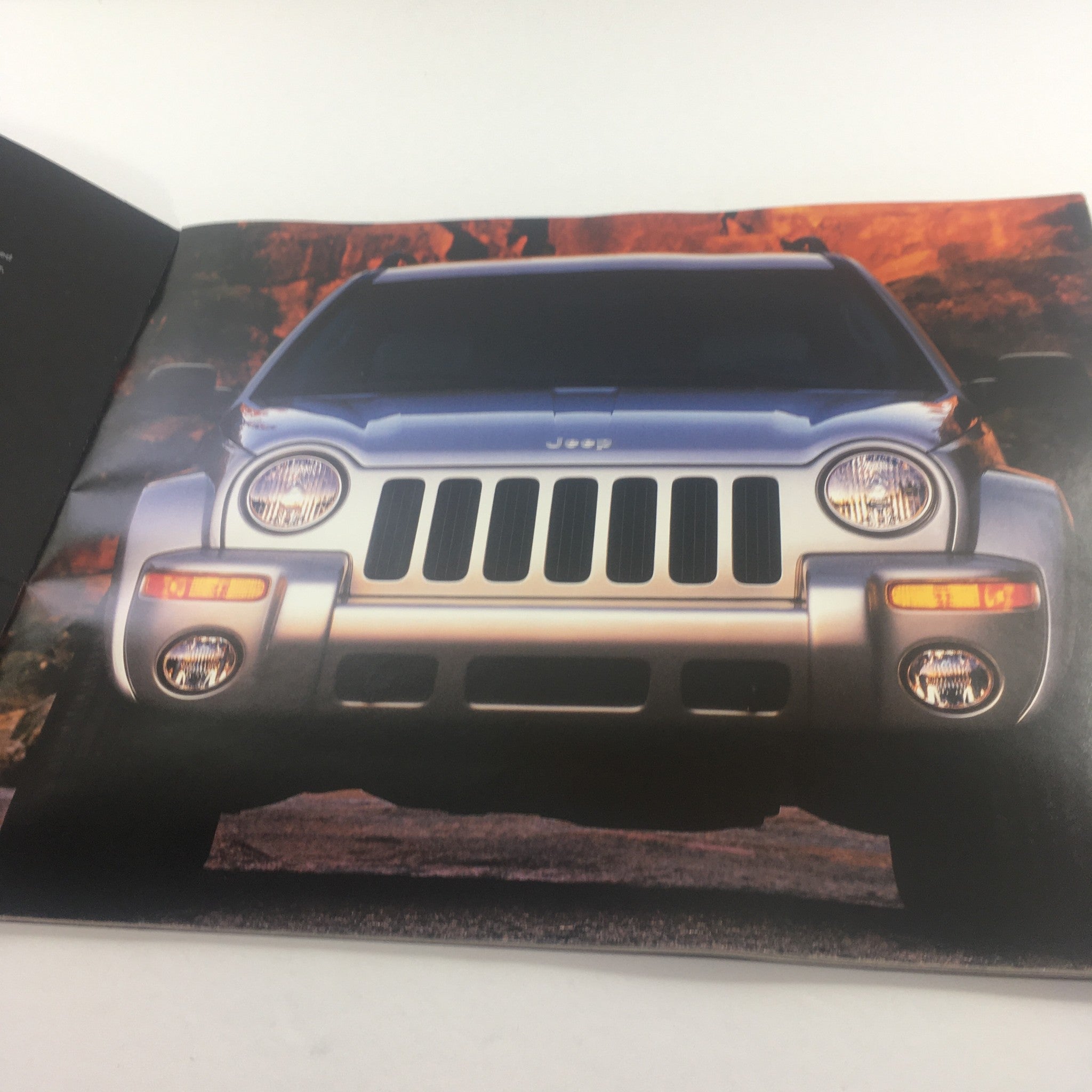 2002 Jeep Liberty 3.7L Dealership Car Auto Brochure Catalog